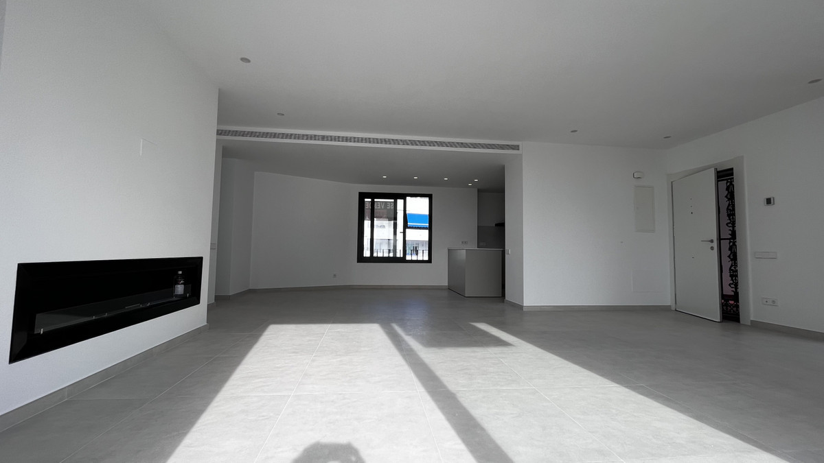 Penthouse Marbella – Puerto Banus R3952708