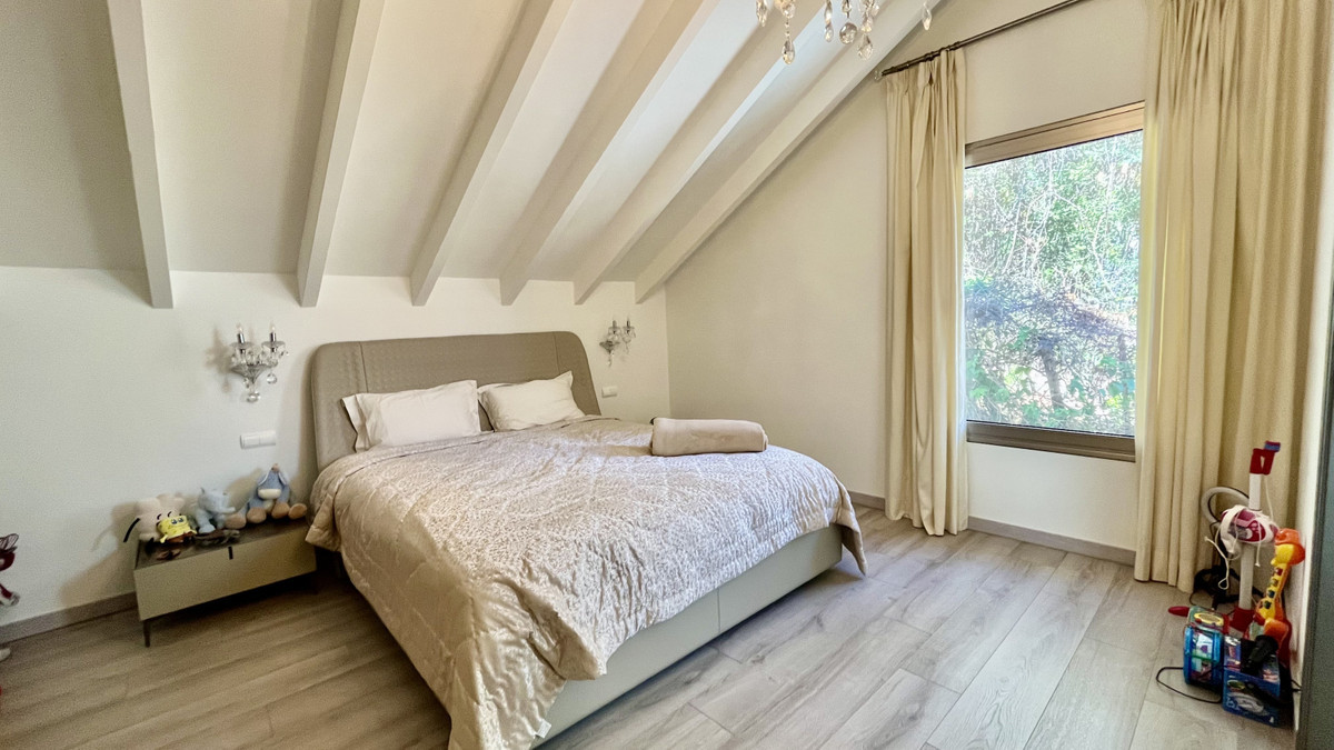 Villa Sotogrande R4030918