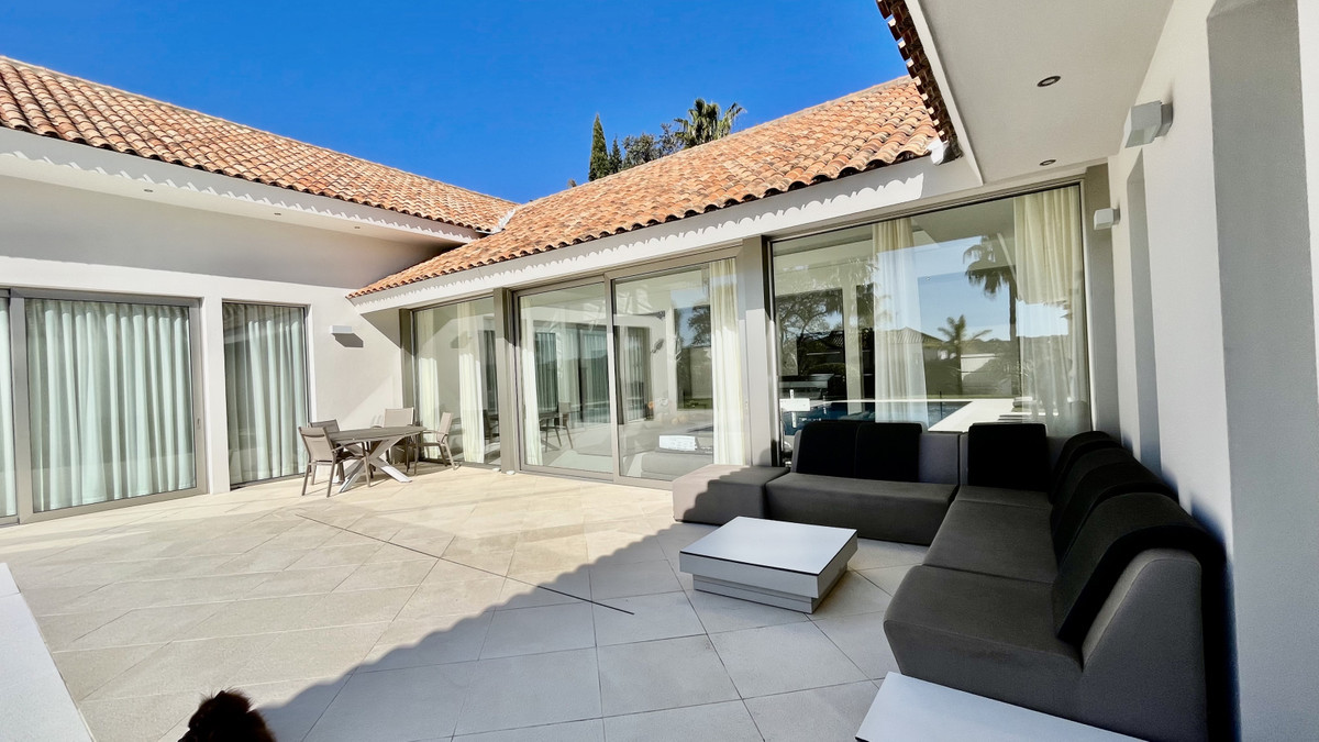 Villa Sotogrande R4030918
