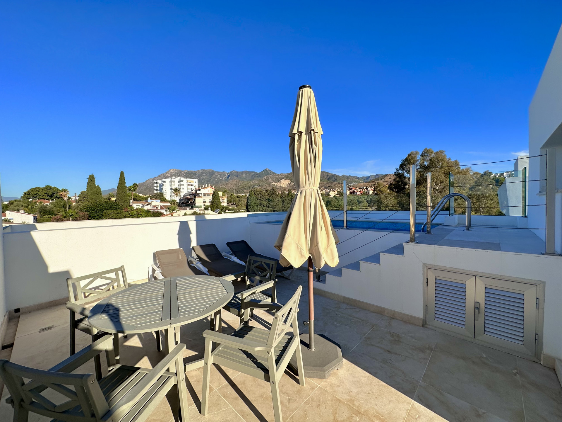Town House Marbella East 704-00017P