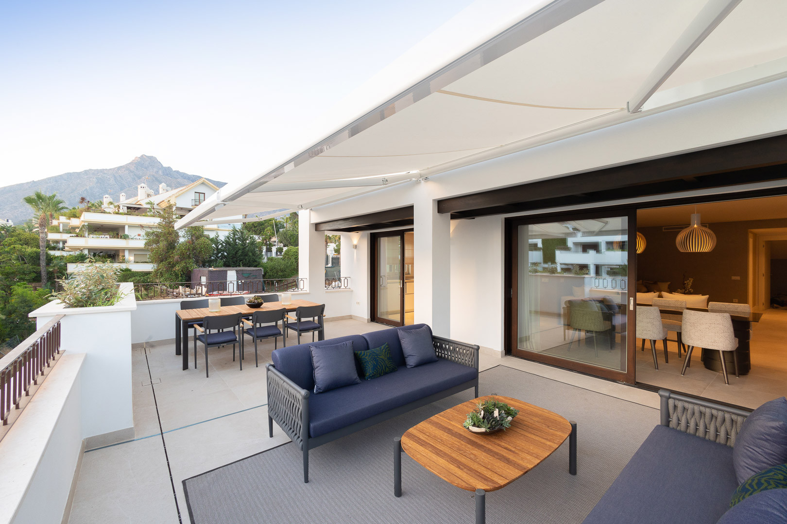 Lomas del Rey: Luxury 3 bedroom homes on the Golden Mile, Marbella. | Image 3