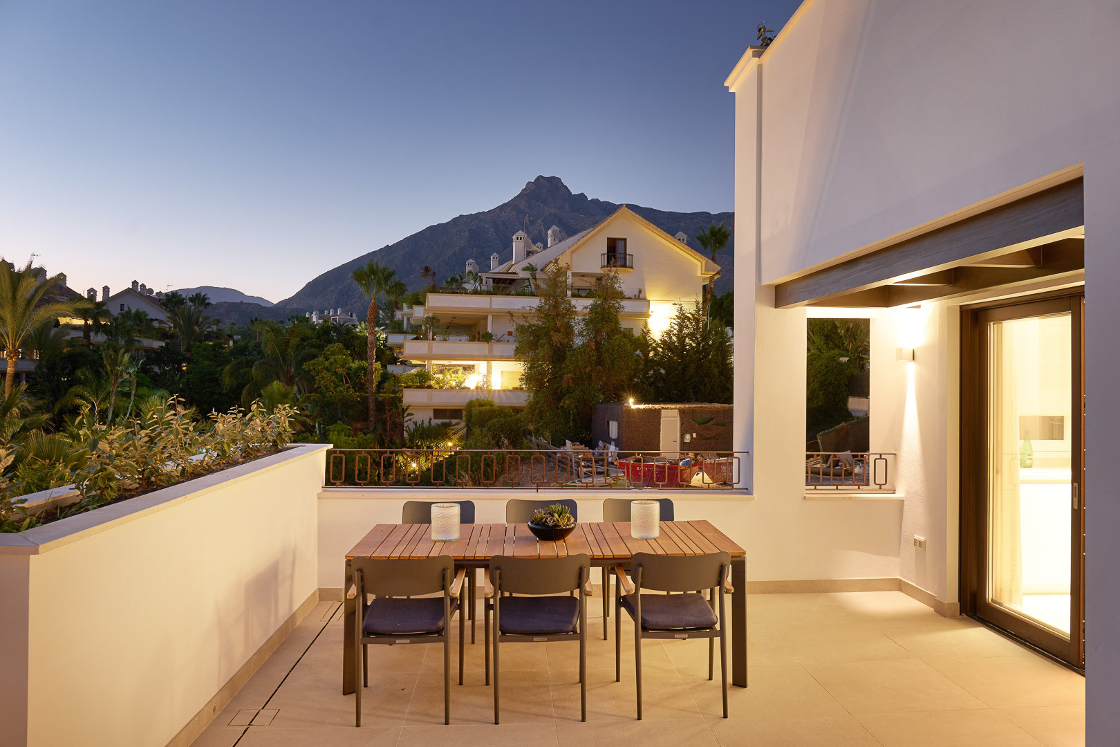 Lomas del Rey: Luxury 3 bedroom homes on the Golden Mile, Marbella. | Image 19