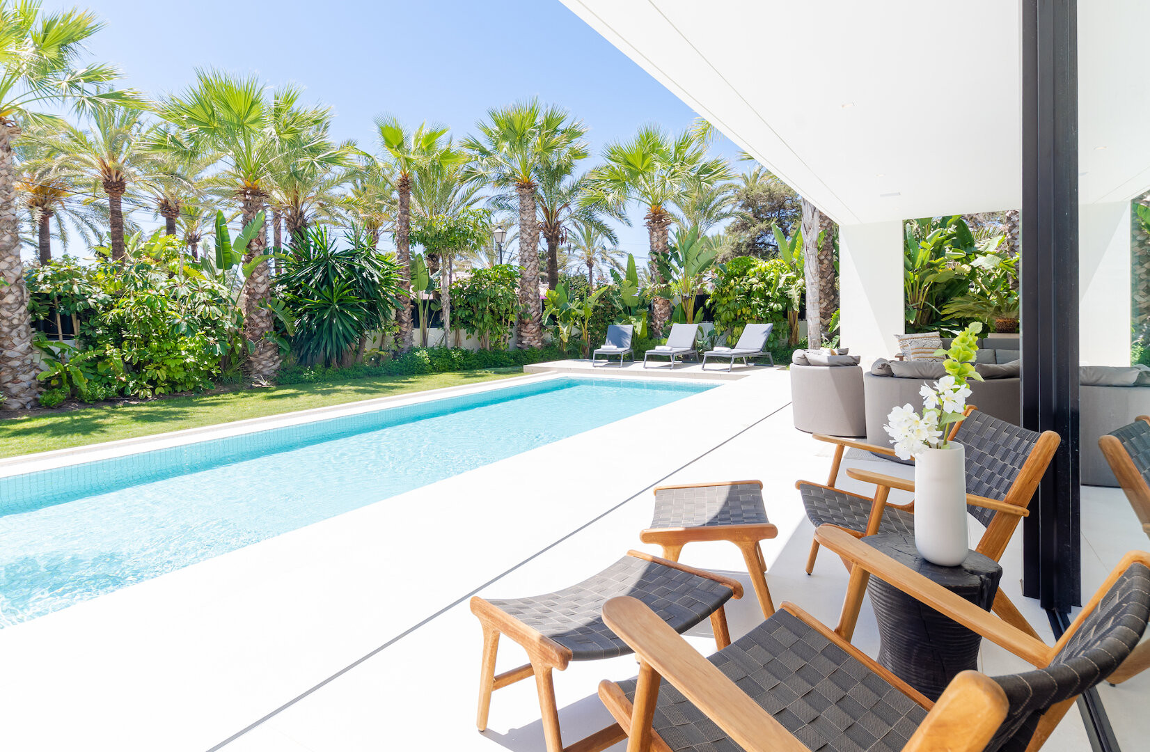 Villa Vida Del Mar an Elegant & Impressive Modern Home in Marbesa Marbella East | Image 7