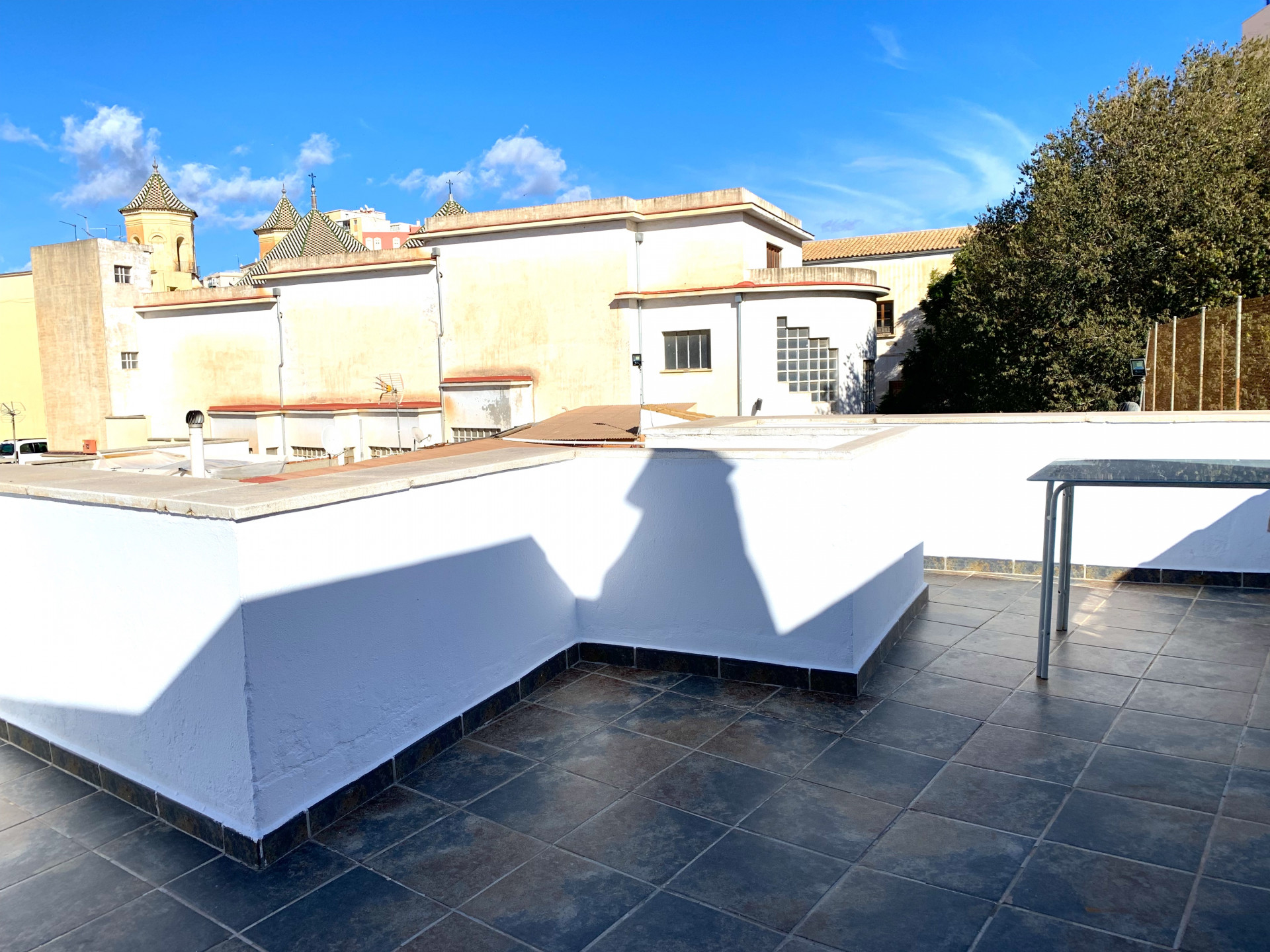 Penthouse with large solarium terrace with panoramic urban views of Málaga | Image 23