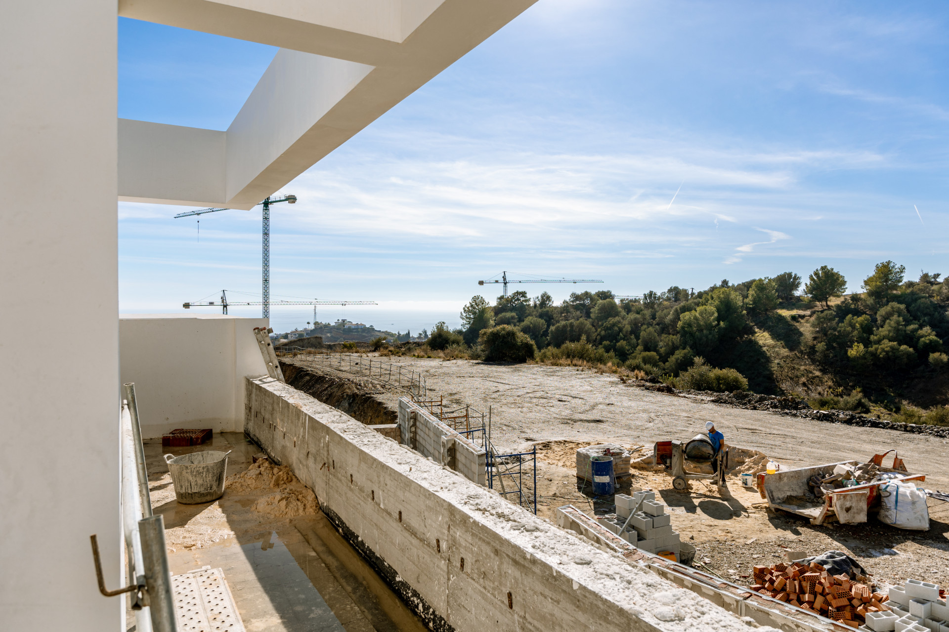 Exclusive 6 bedrooms newly built detached villa in El Higueron, Benalmadena. | Image 5