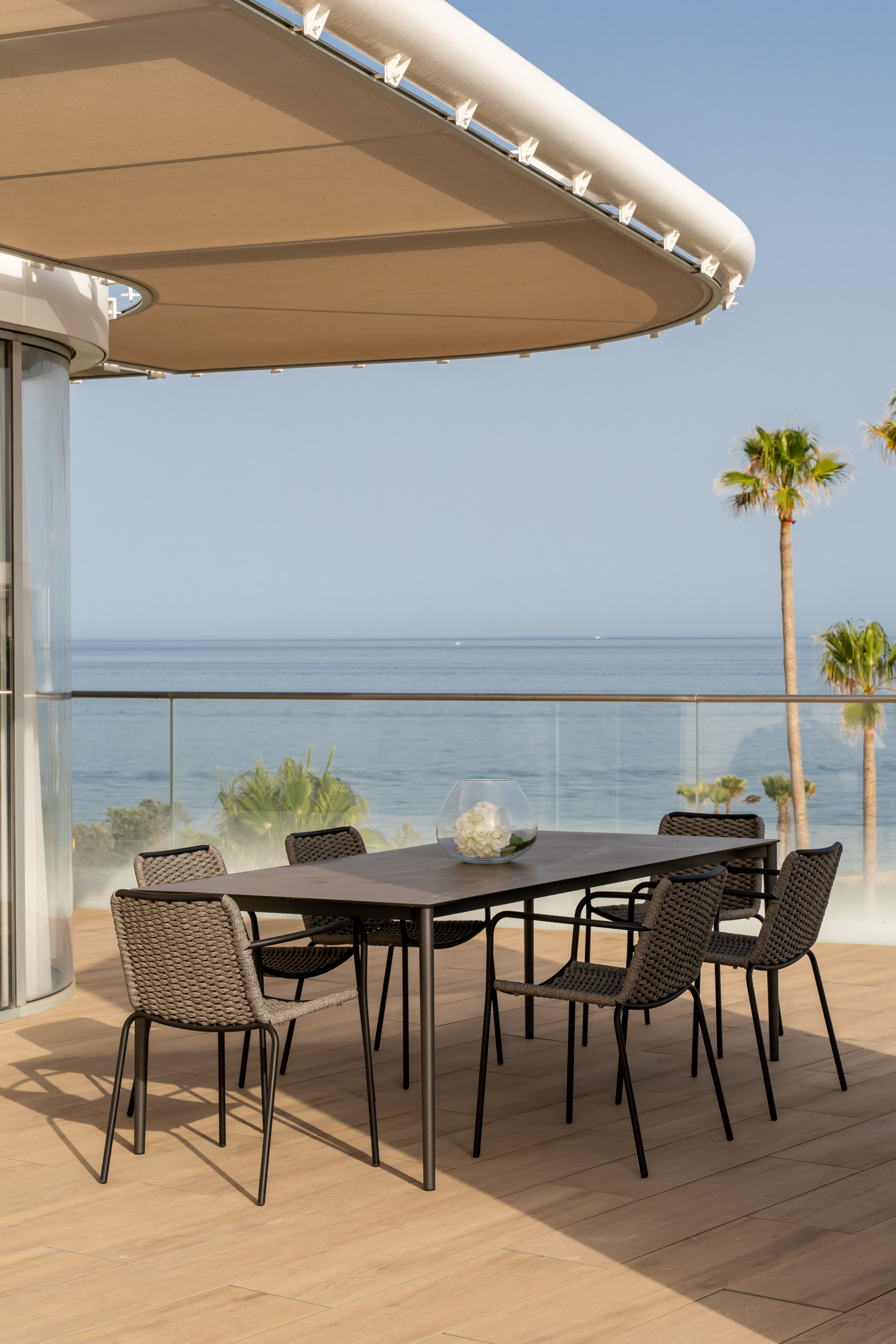 Magnificent Penthouse situated in the frontline beach in Estepona | Image 22