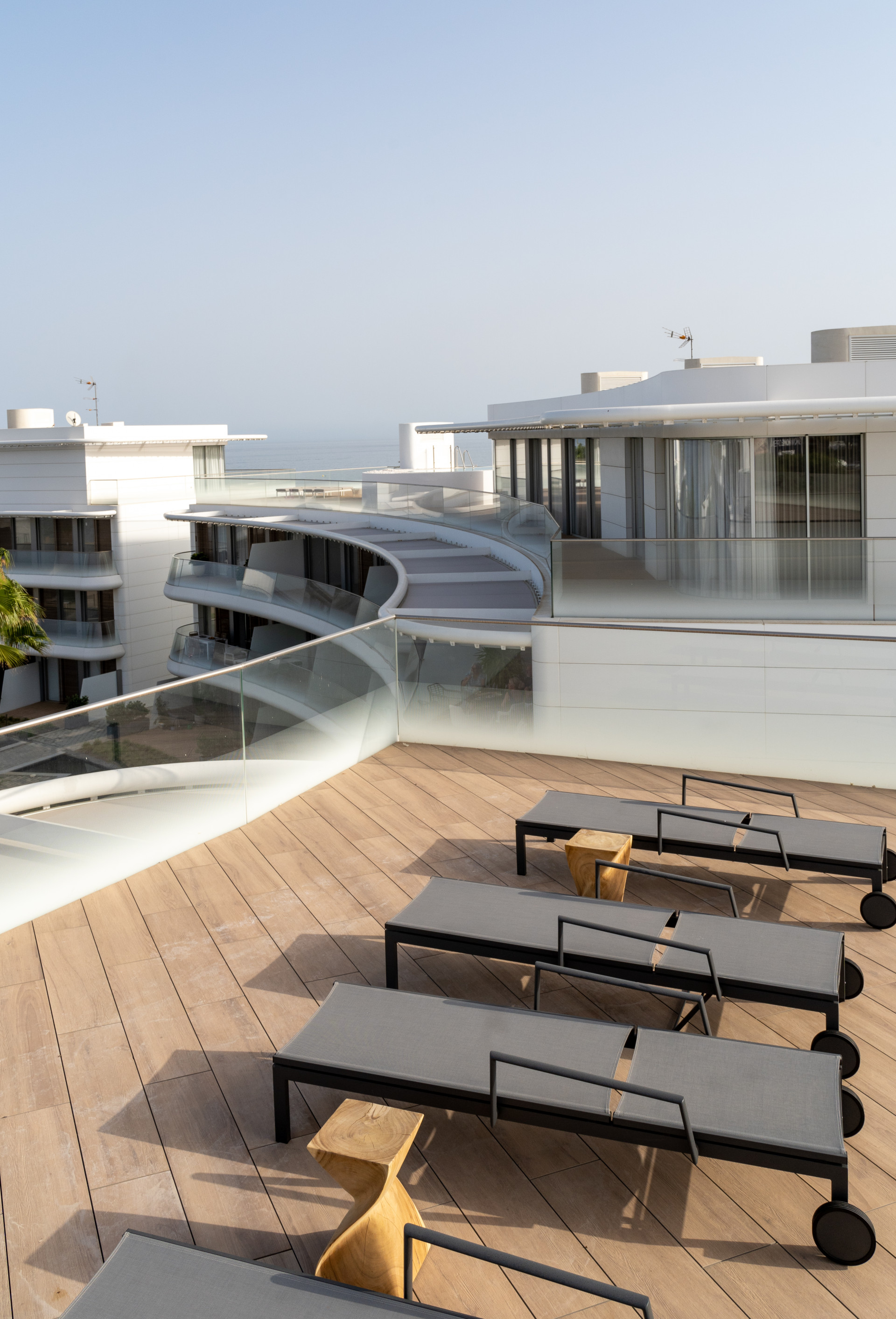 Magnificent Penthouse situated in the frontline beach in Estepona | Image 27