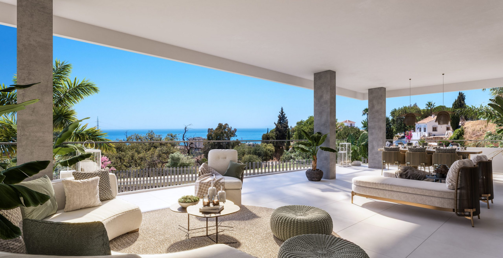 Three bedroom penthouse with solarium and panoramic views of the coastline east of Marbella. | Image 1