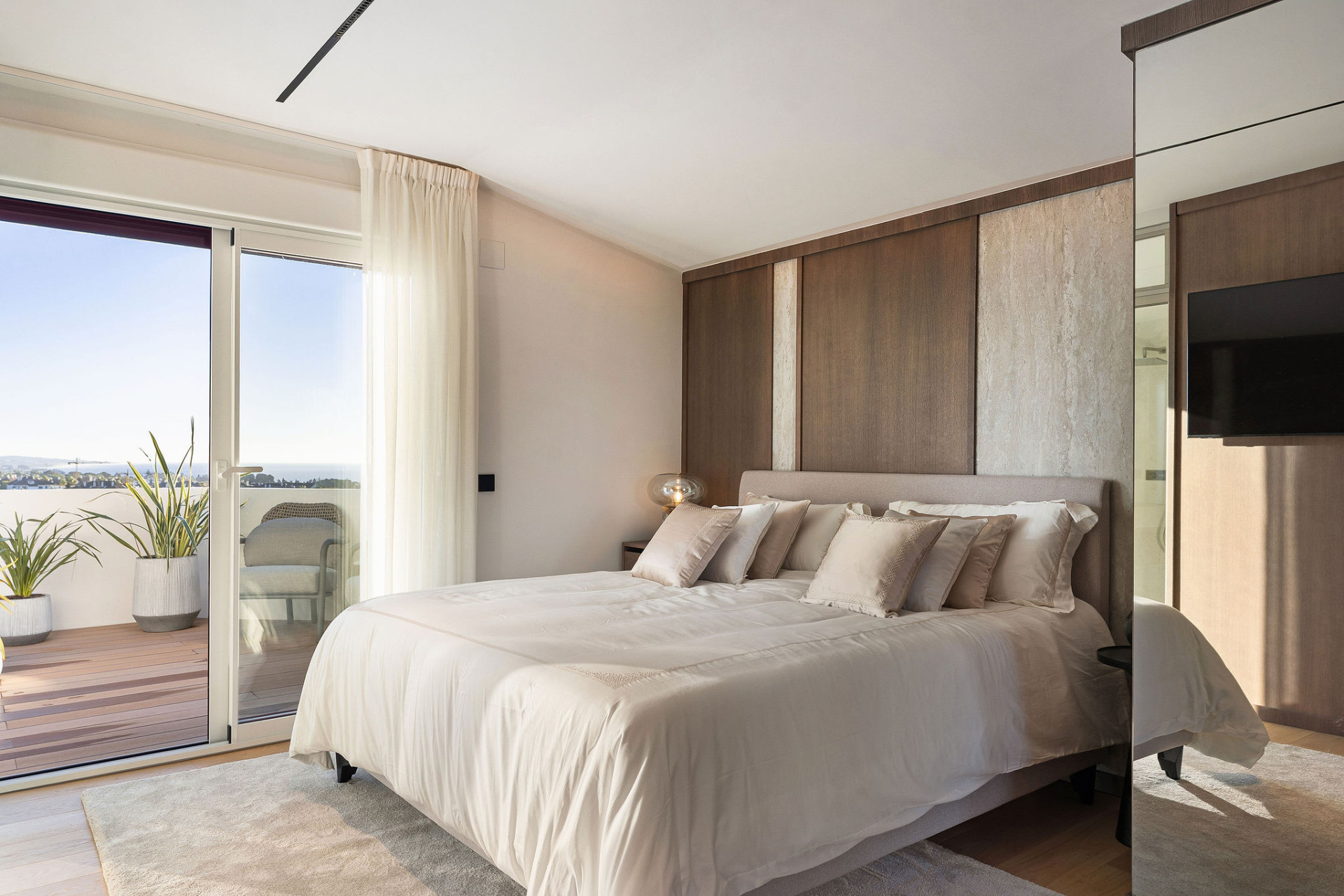 Duplex Penthouse in Coto Real-20