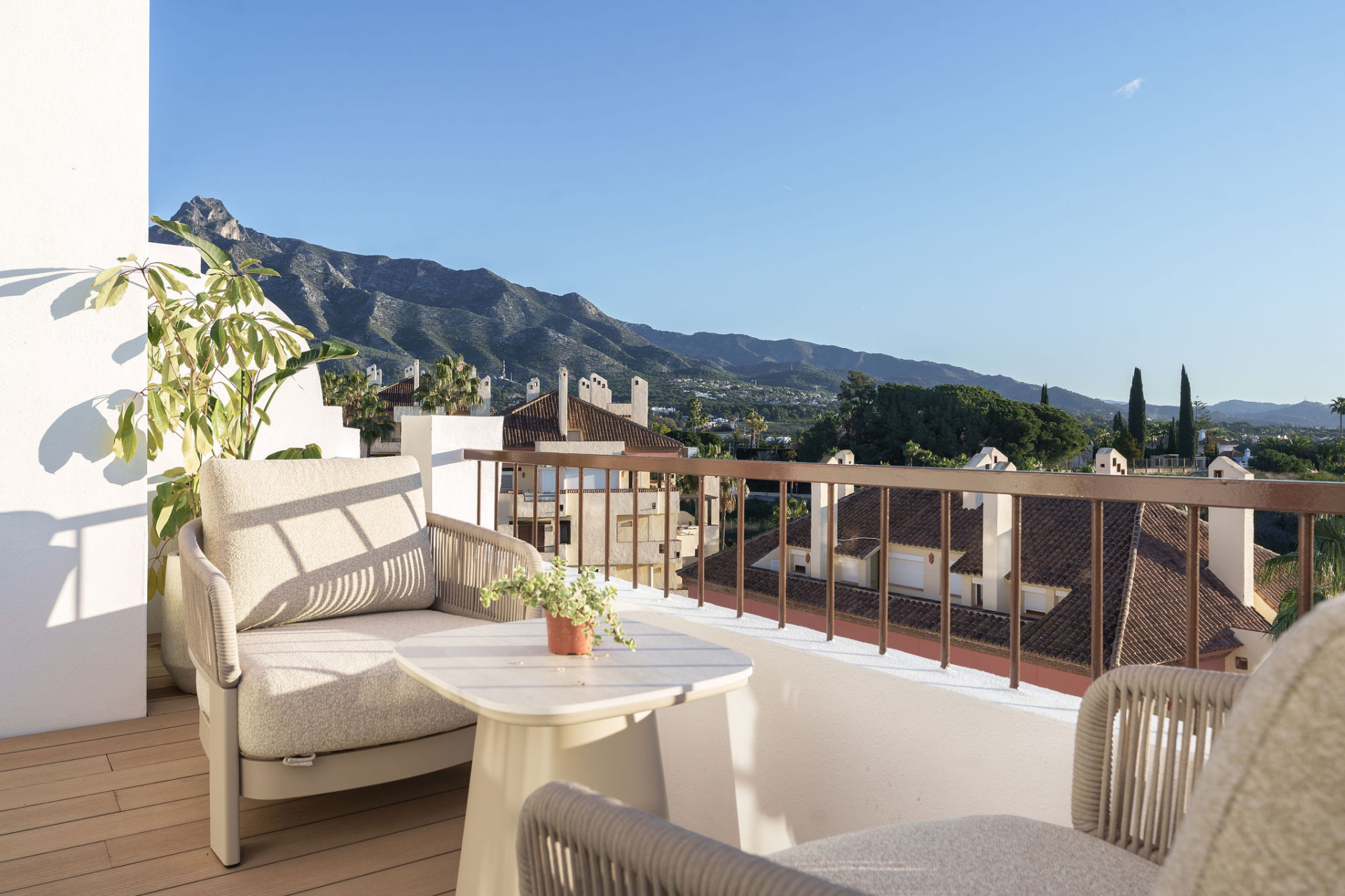 Duplex Penthouse in Coto Real-33
