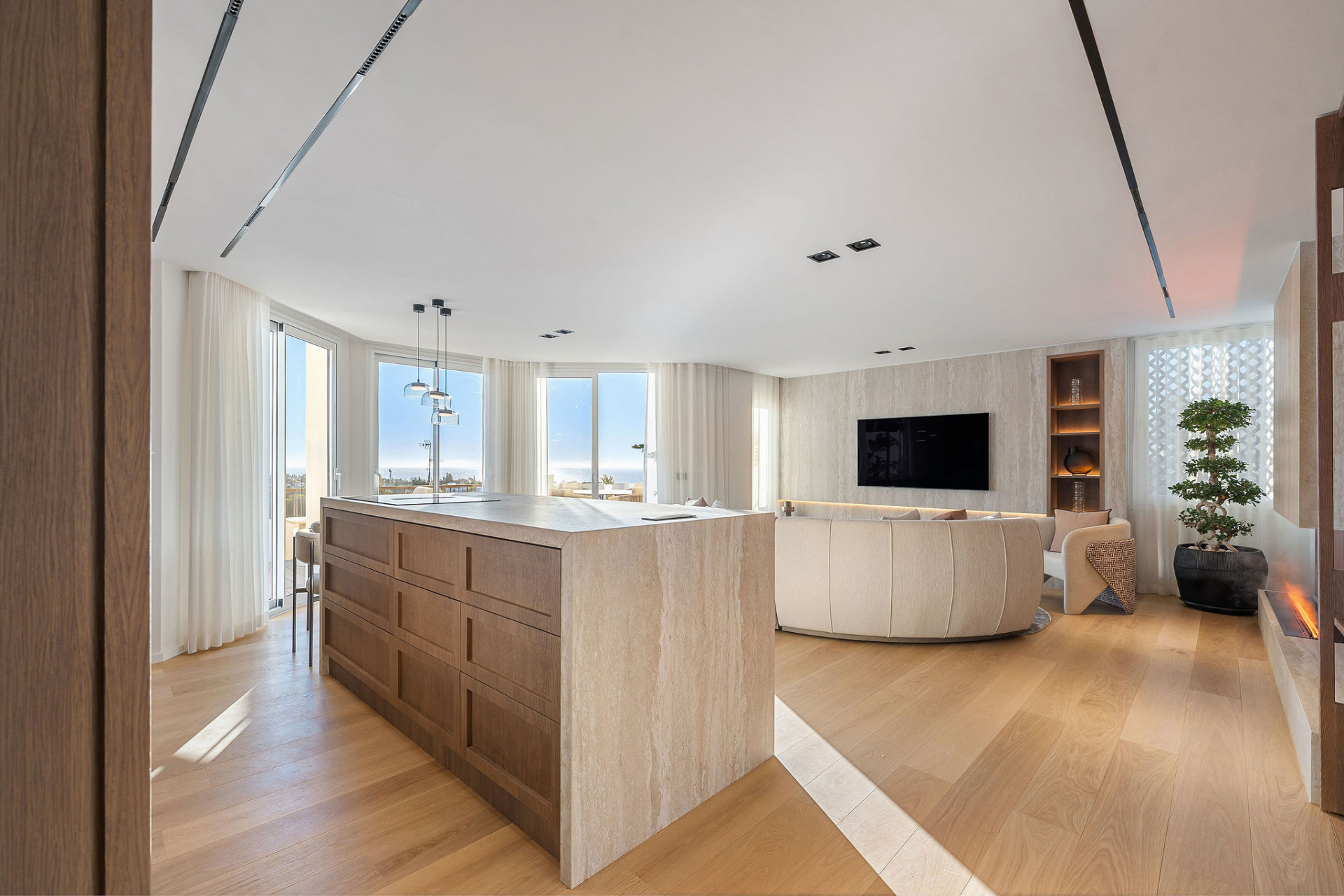Duplex Penthouse in Coto Real-11