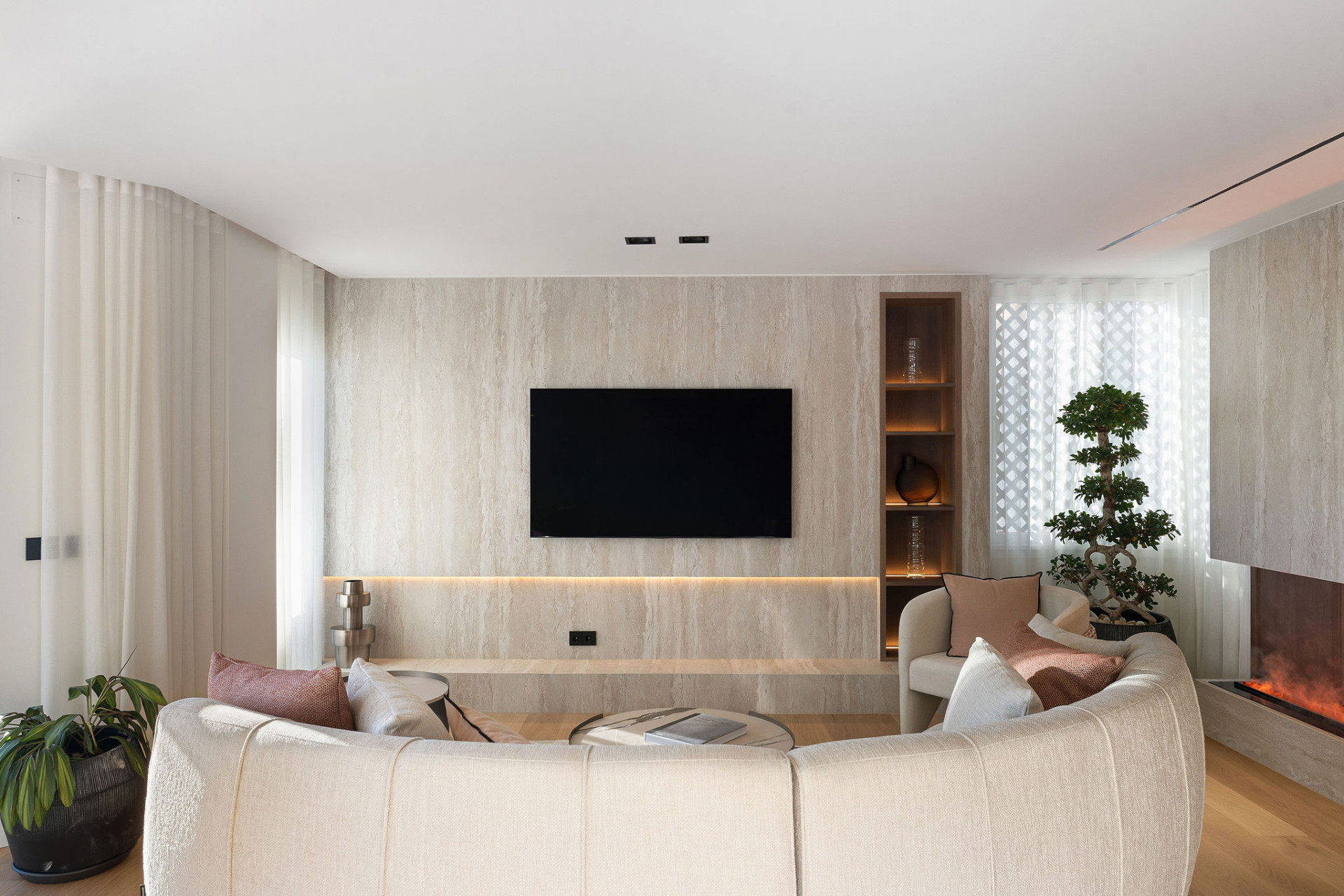 Duplex Penthouse in Coto Real-9
