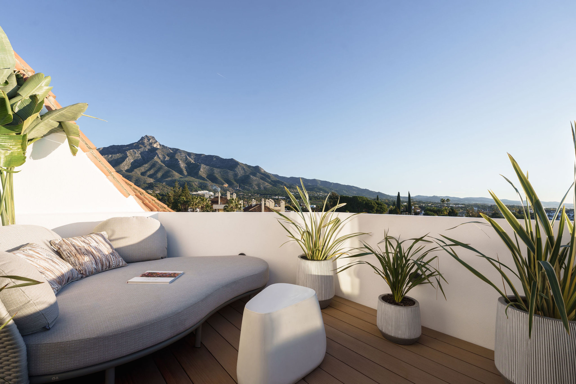Duplex Penthouse in Coto Real-34