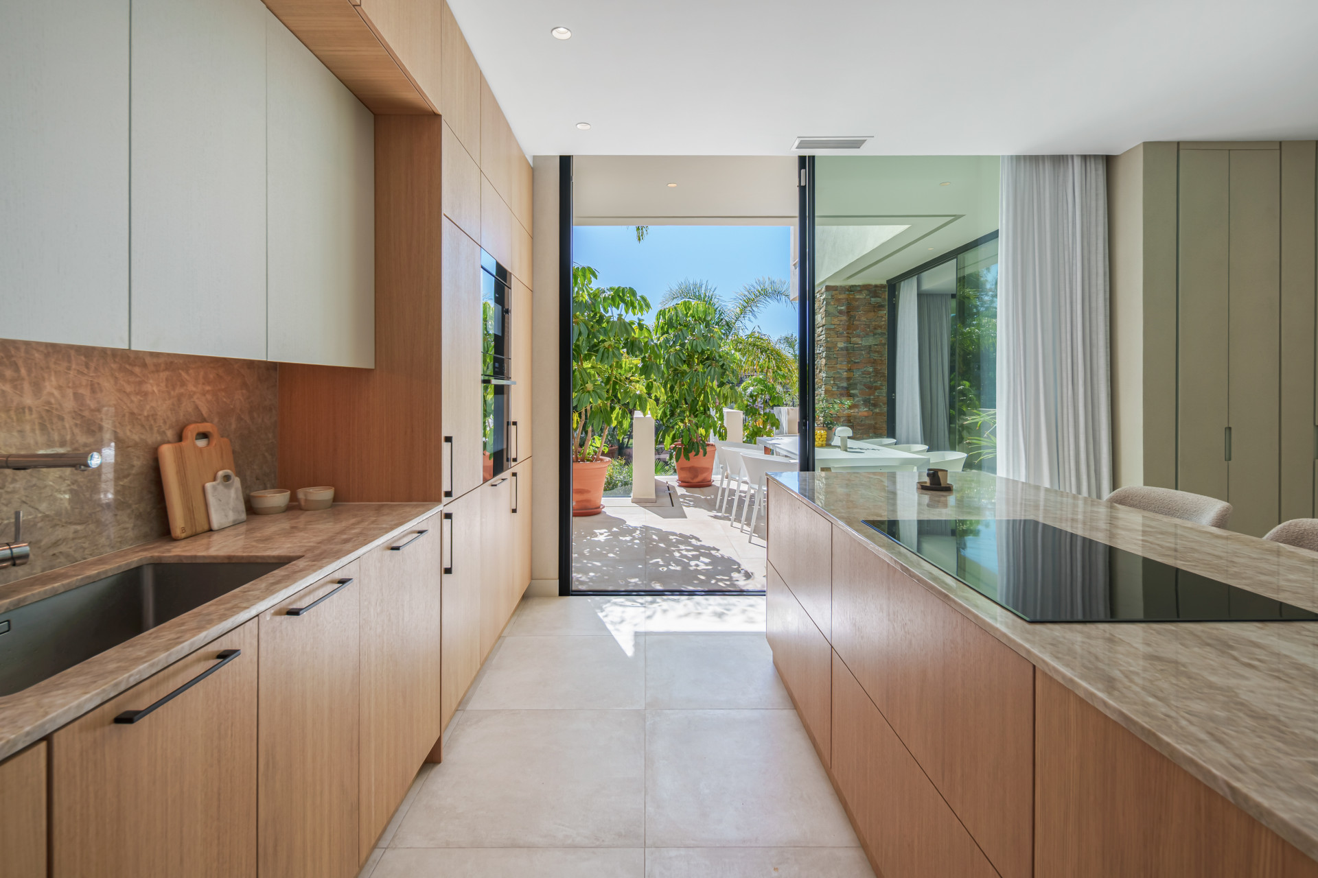 Villa in New Golden Mile-21