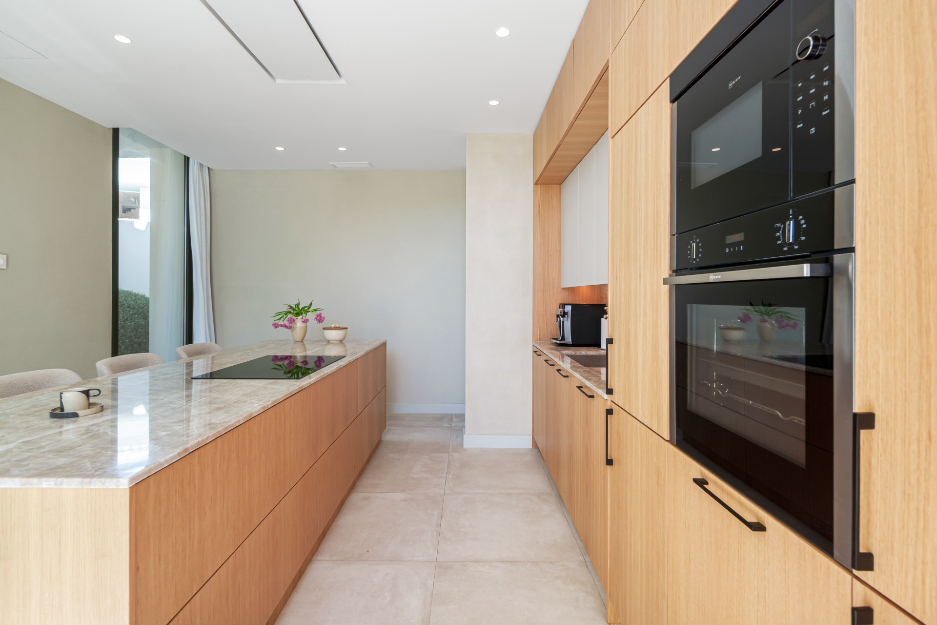 Villa in New Golden Mile-19