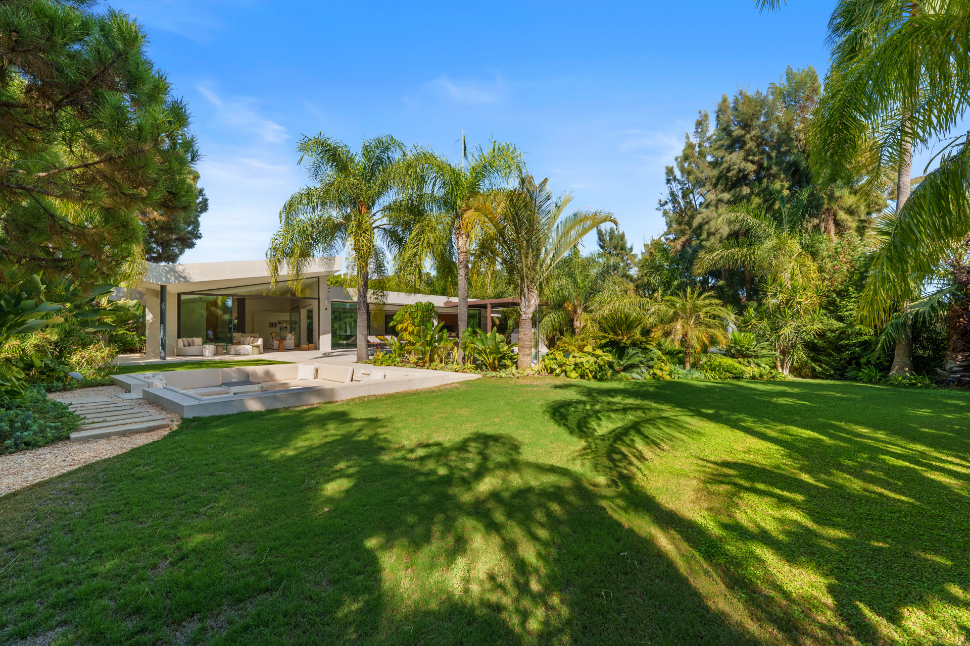 Villa in Las Chapas-33