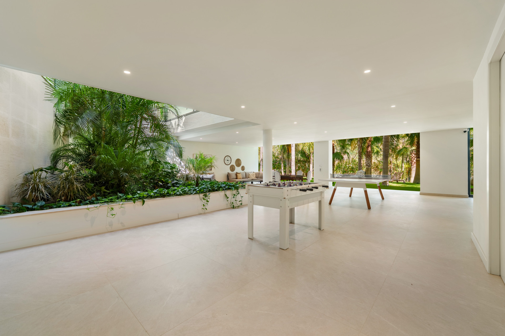 Villa in Las Chapas-24