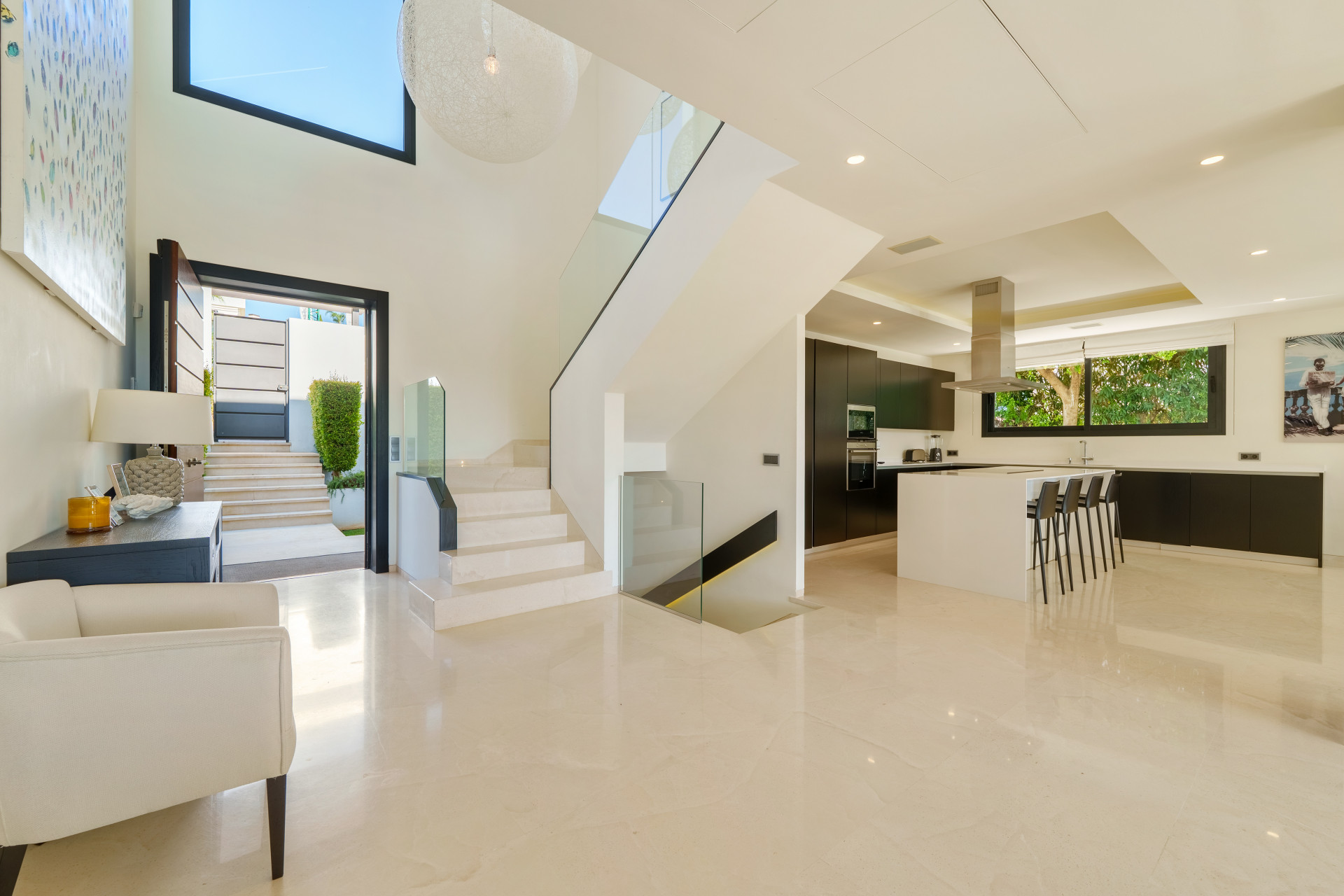 Villa in Nueva Andalucia-5