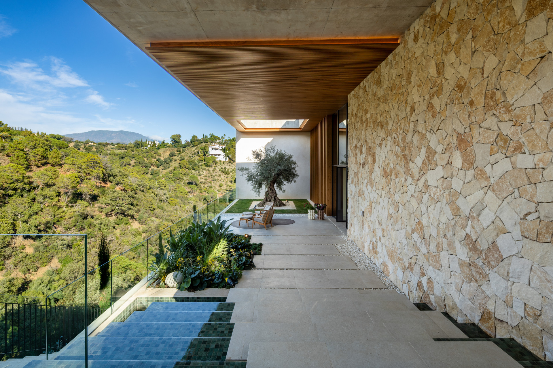 Villa in El Madroñal-1