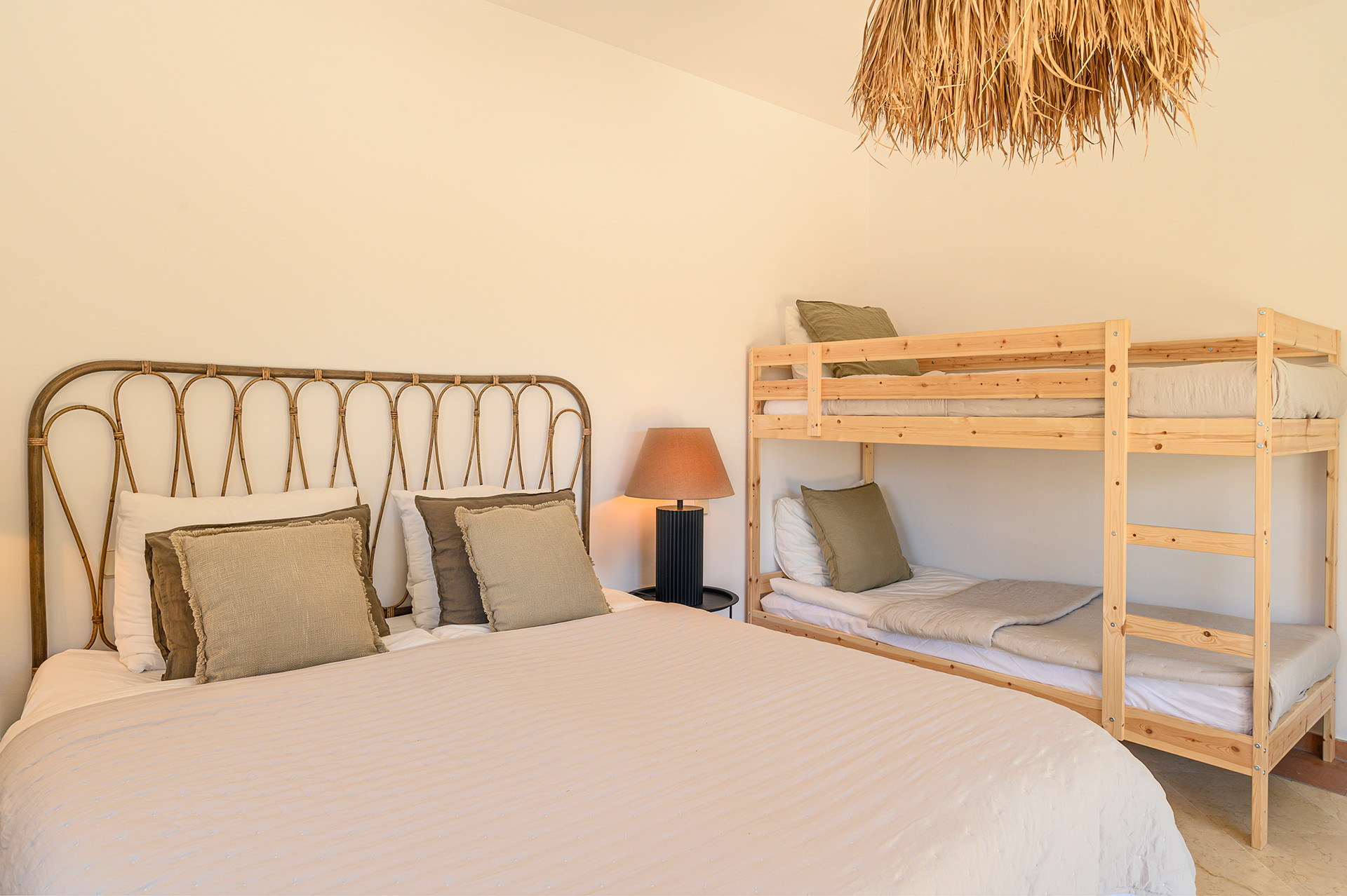 Villa en El Paraiso-18