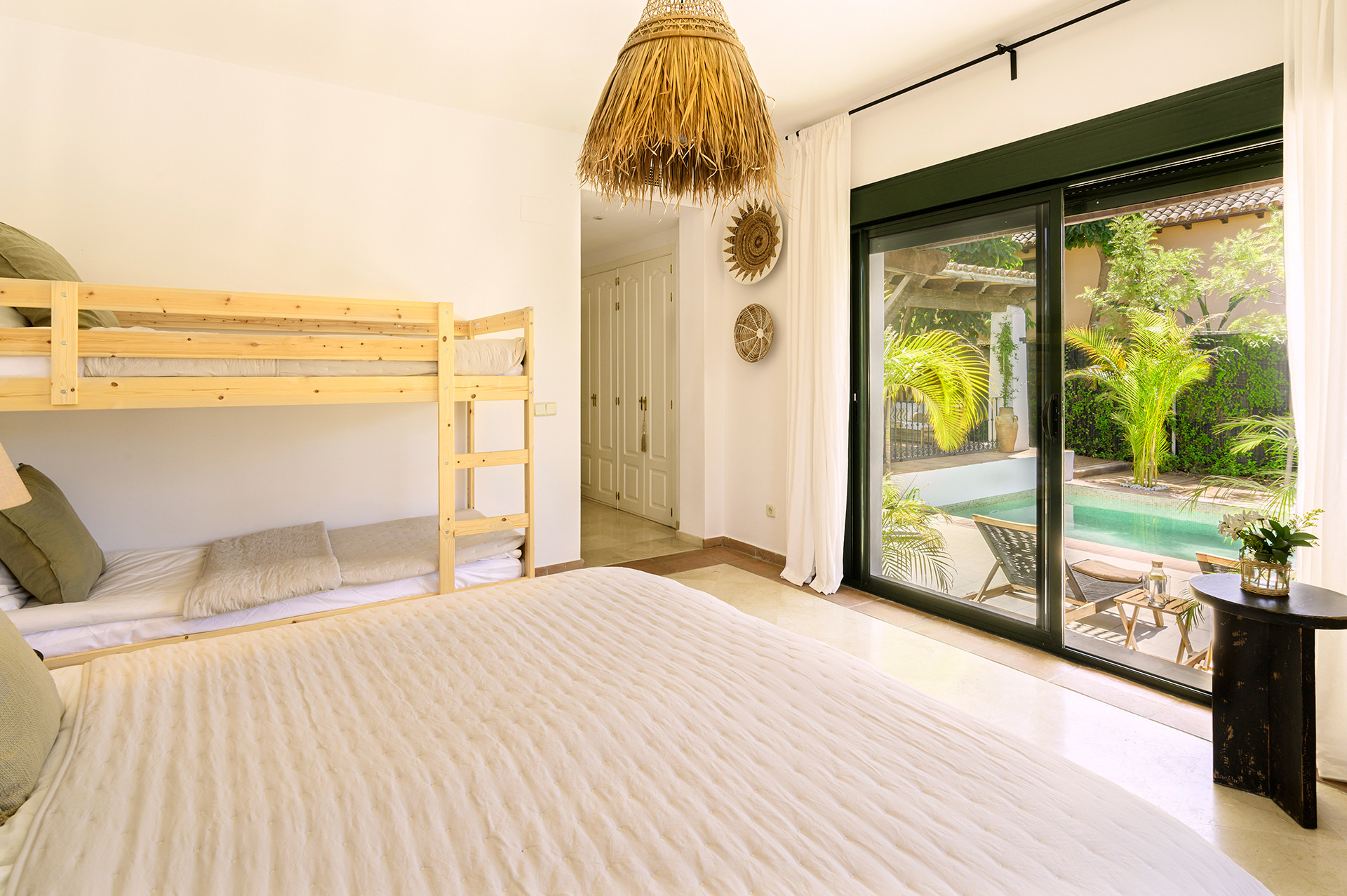 Villa en El Paraiso-19