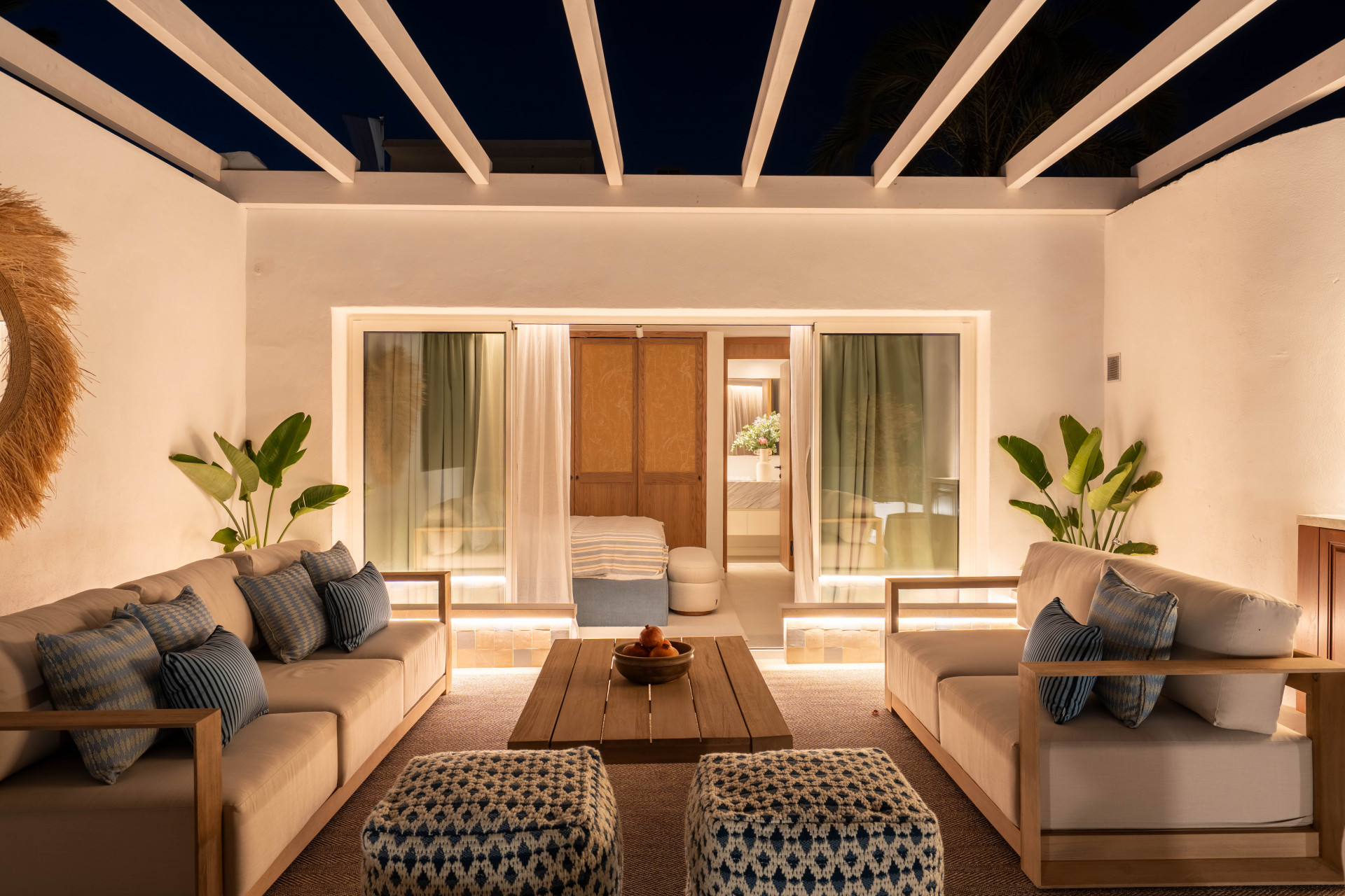 Semi Detached House in Golden Mile-34