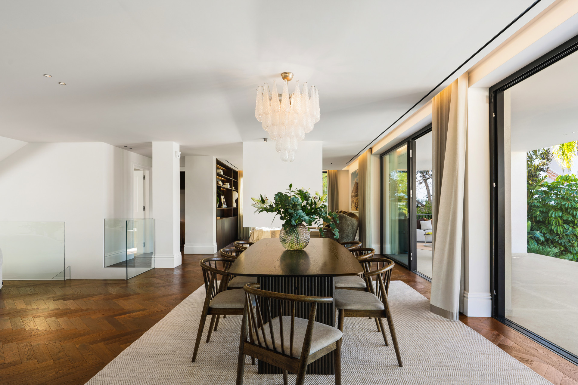 Villa in Nueva Andalucia-4