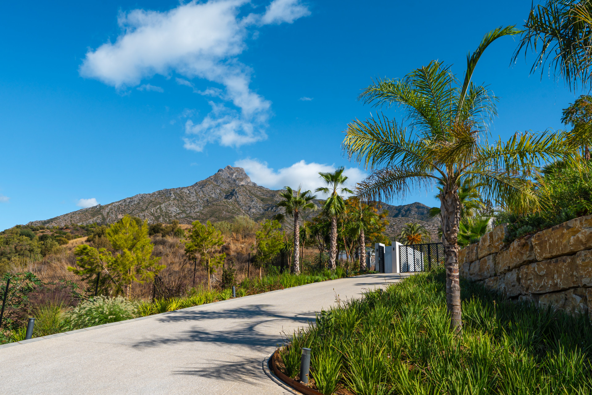 Villa in Marbella Hill Club-3