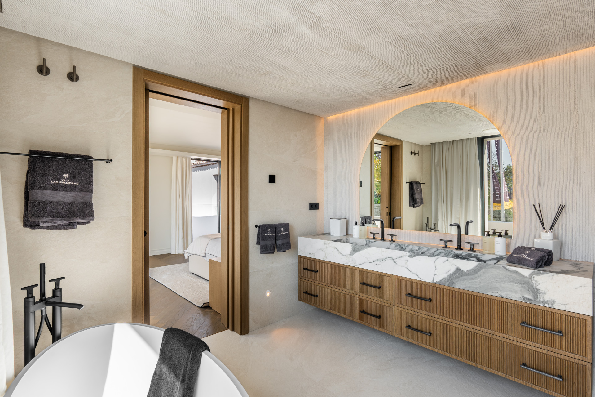 Villa in Nueva Andalucia-9