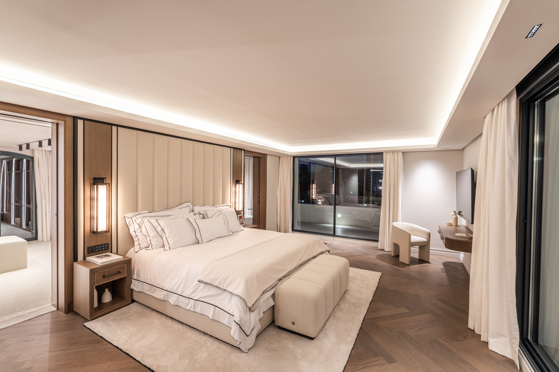 Villa in Nueva Andalucia-33