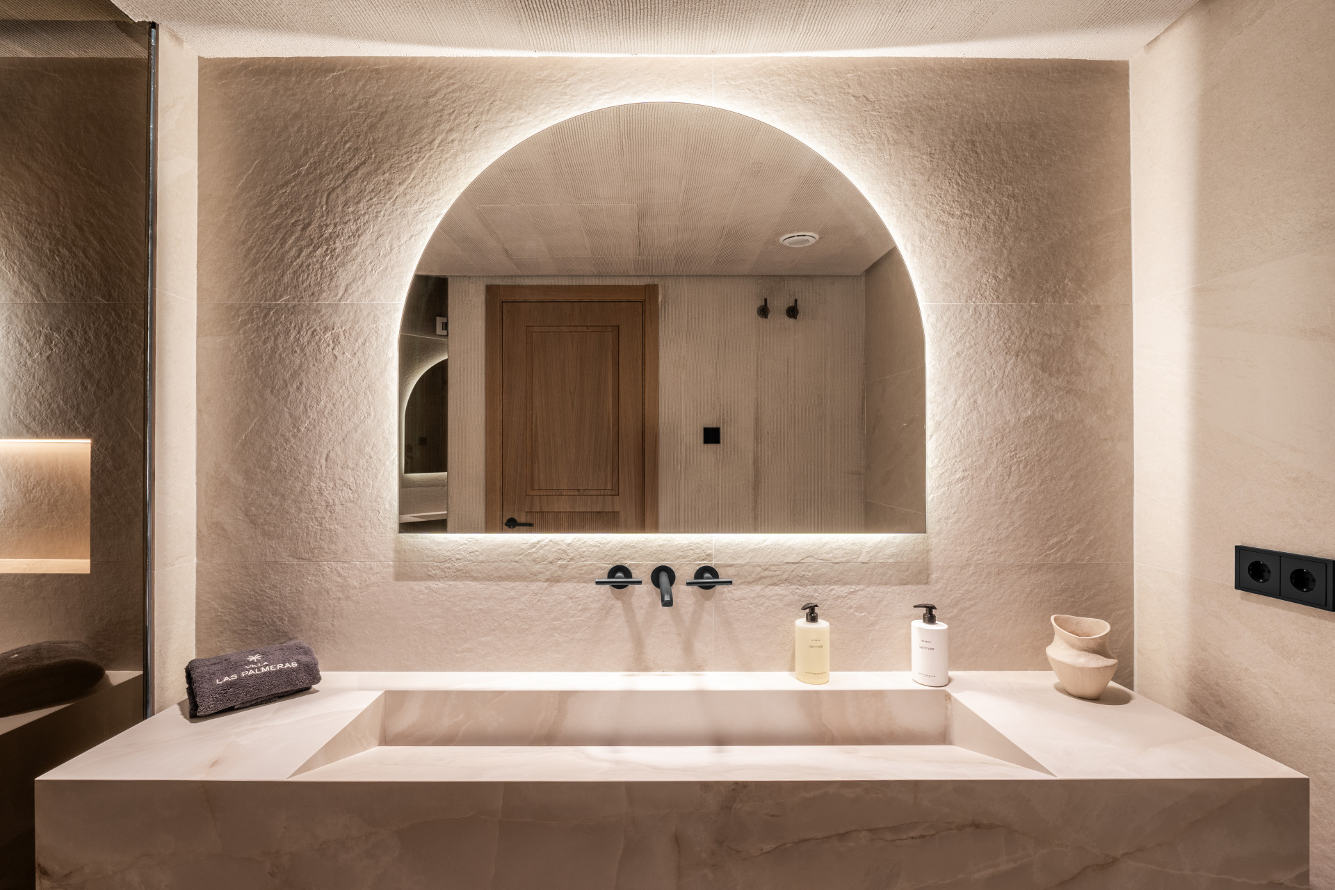 Villa in Nueva Andalucia-28