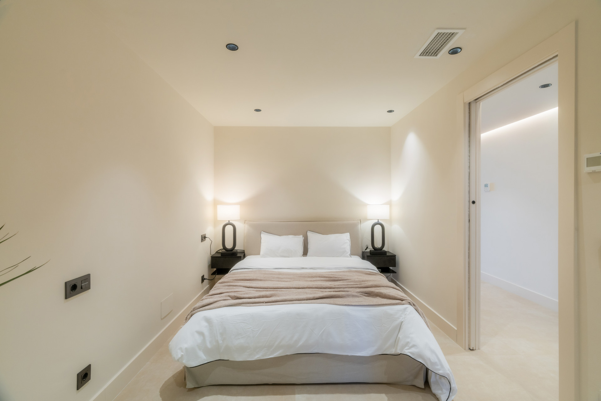 Ground Floor Apartment in Palacetes Los Belvederes-12