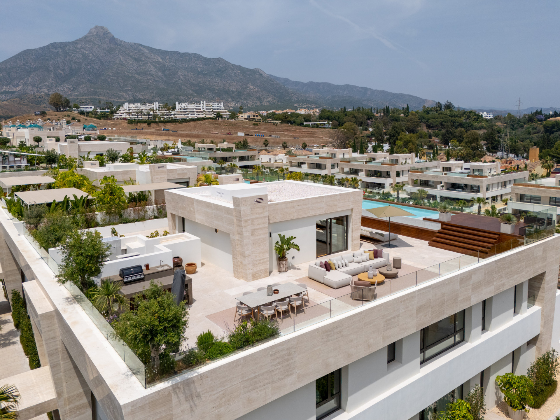 Ático duplex en Epic Marbella-37