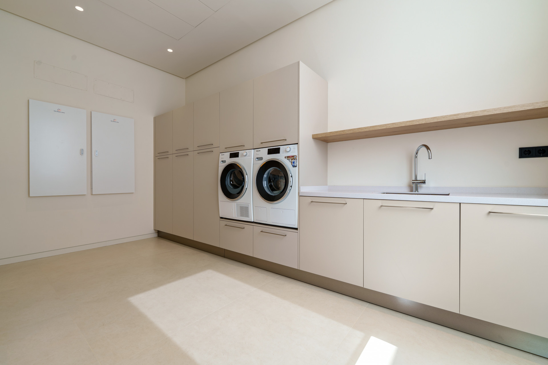 Villa in Marbella Golden Mile-35