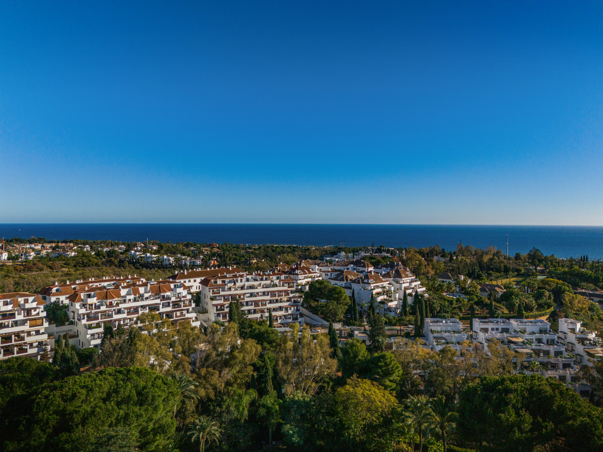 Ground Floor Apartment in Golden Mile-25