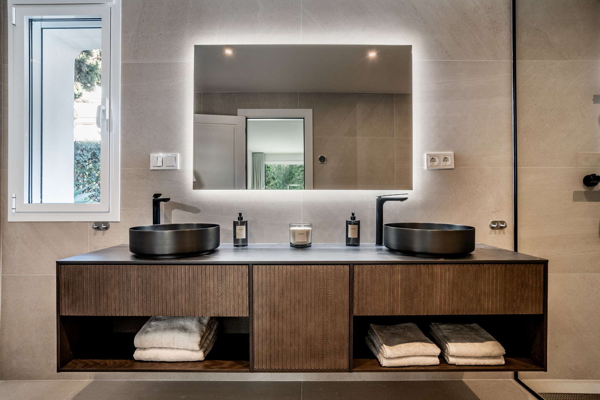 Ground Floor Apartment in Golden Mile-14