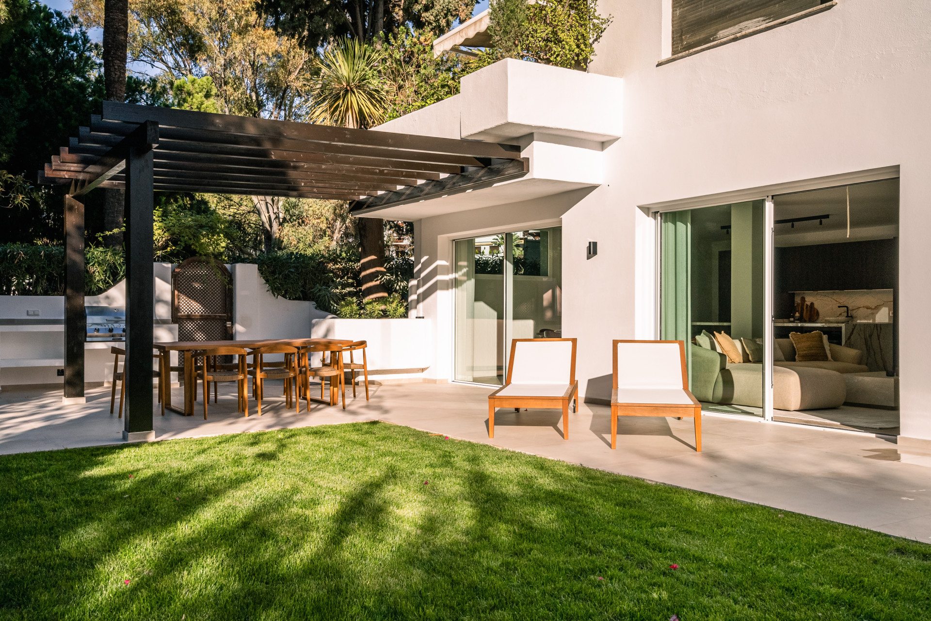 Ground Floor Apartment in Golden Mile-22