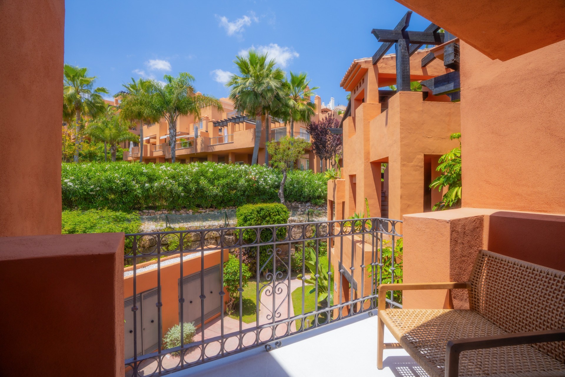 Duplex Penthouse in Alminar de Marbella-30