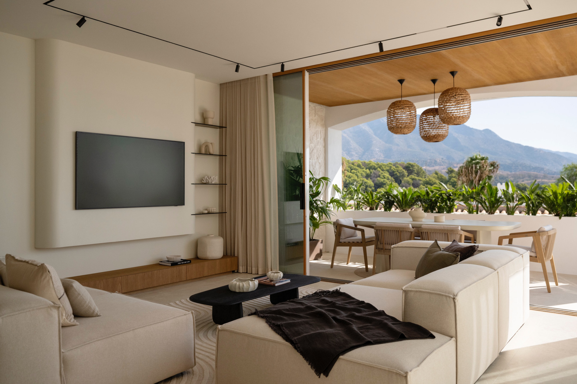 Town House in Altos de Aloha-1