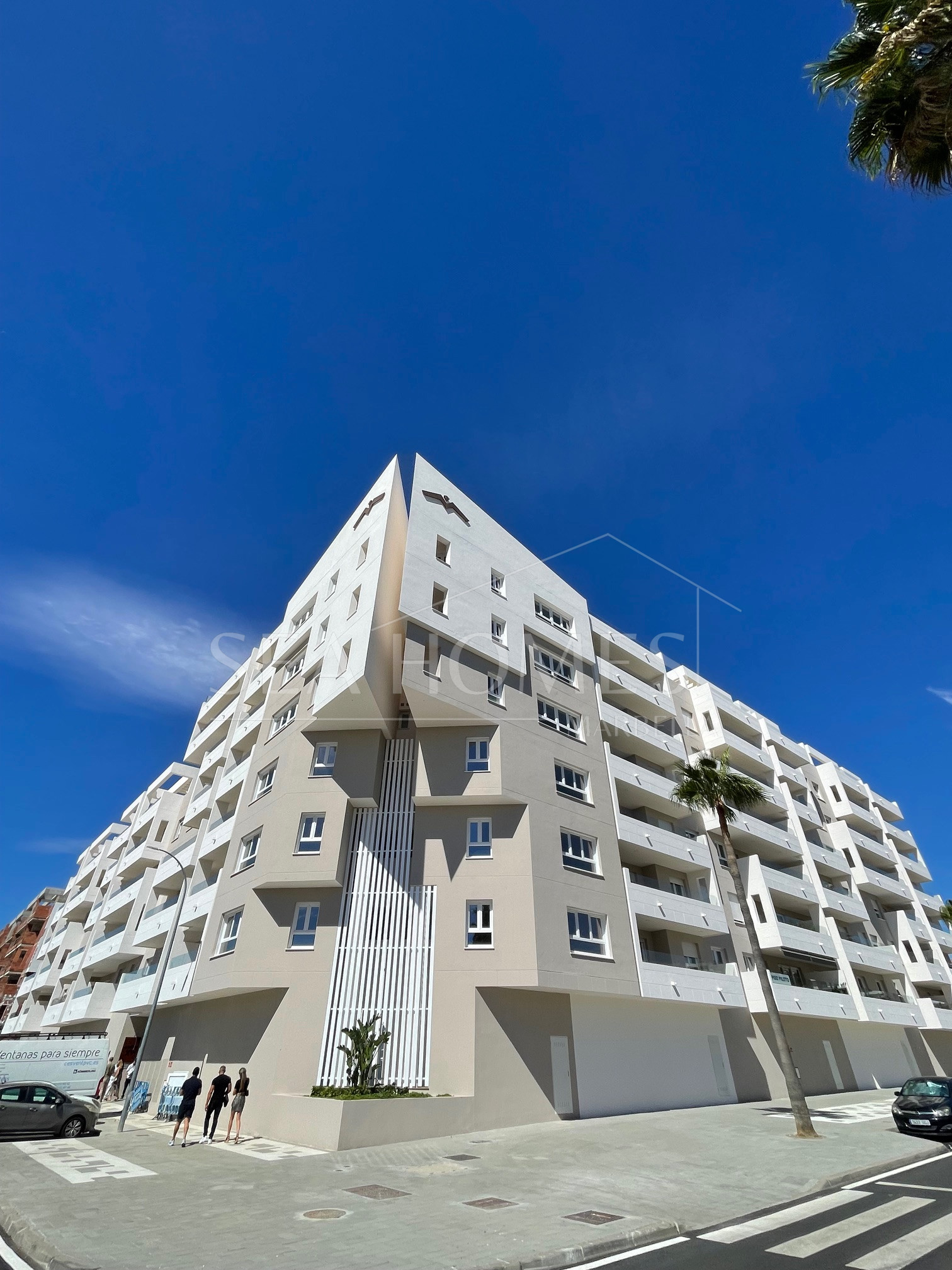 Brand new 4 bedroom Apartment in Nueva Andalucia - La Concha views and Sea Views - Keys ready!