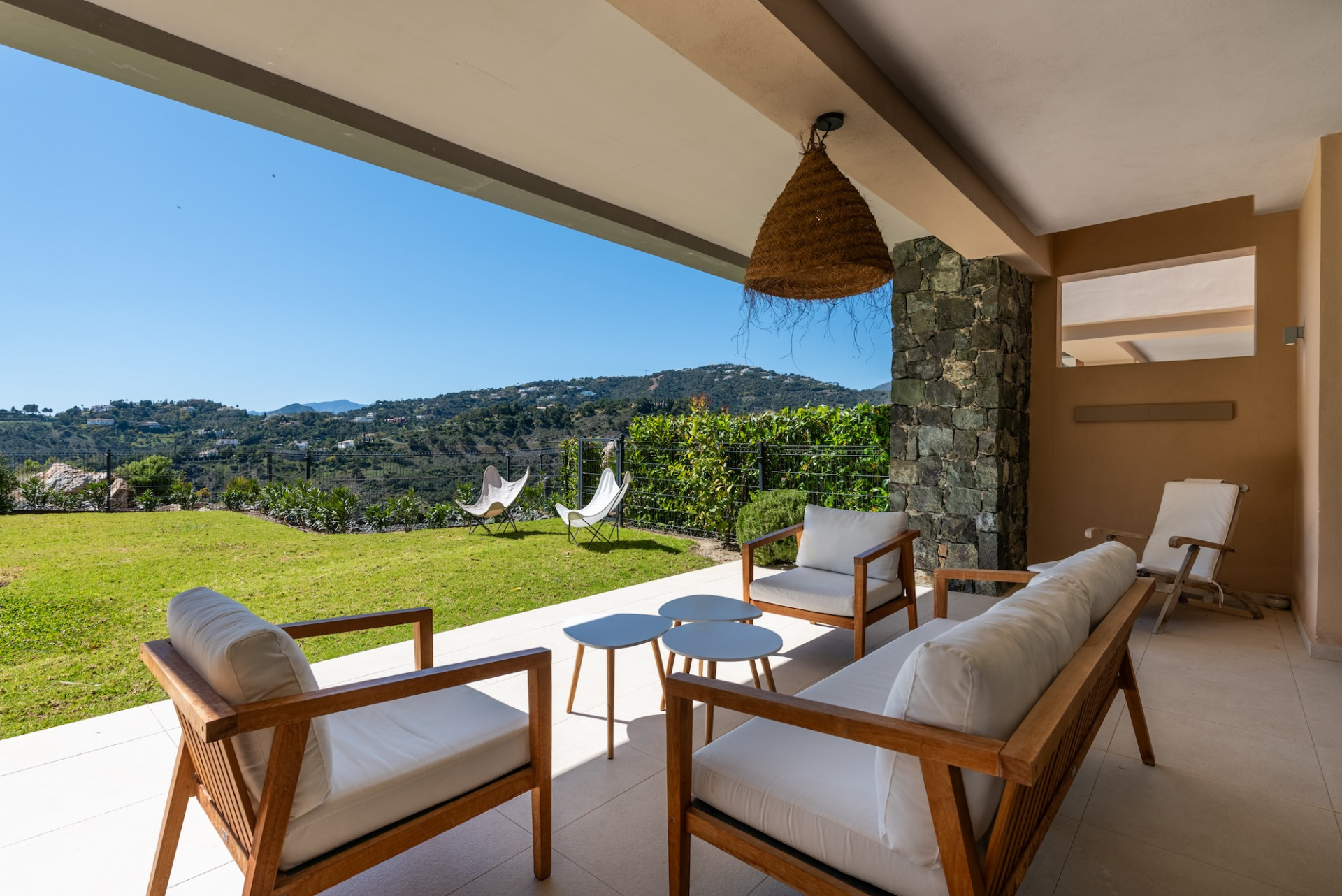 Apartment for sale in Benahavis