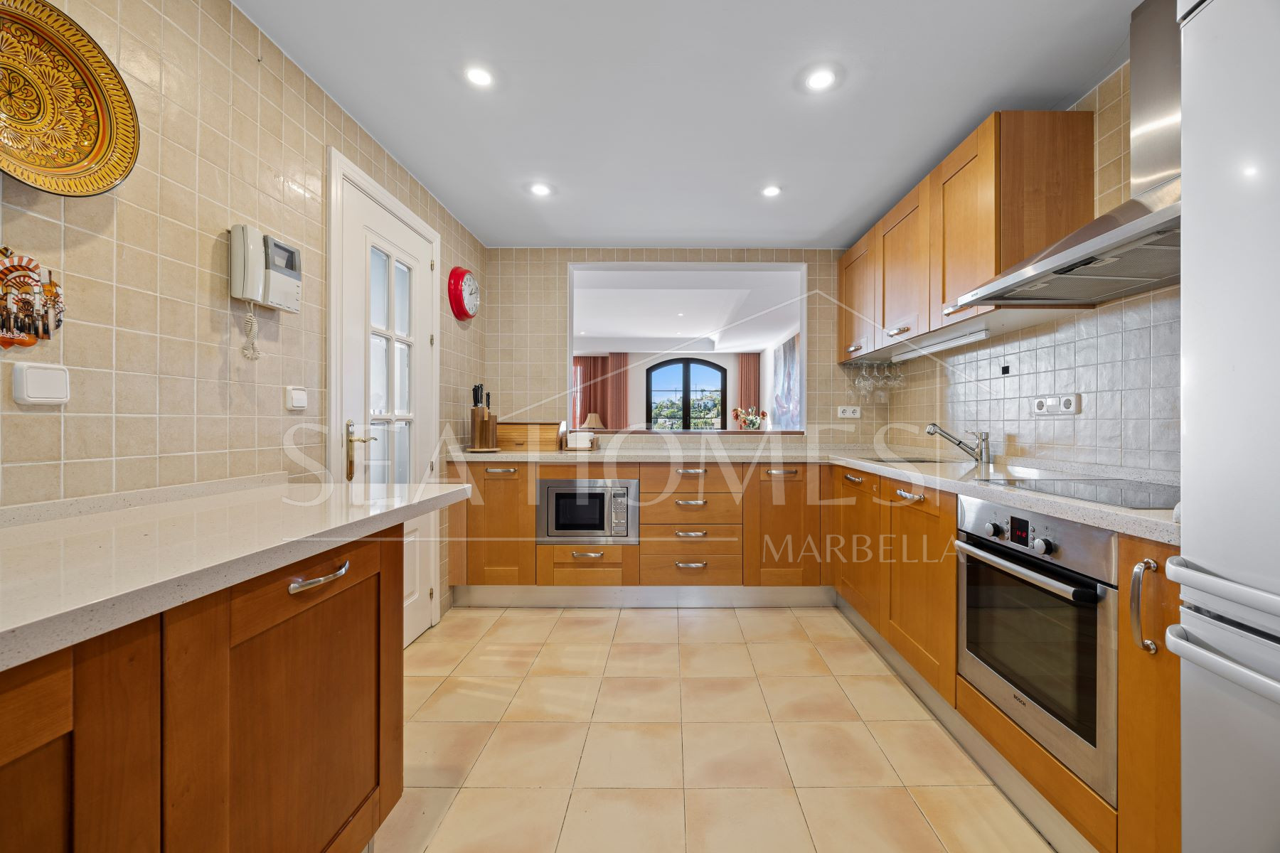 Spacious Townhouse in Los Almendros, Los Arqueros Golf