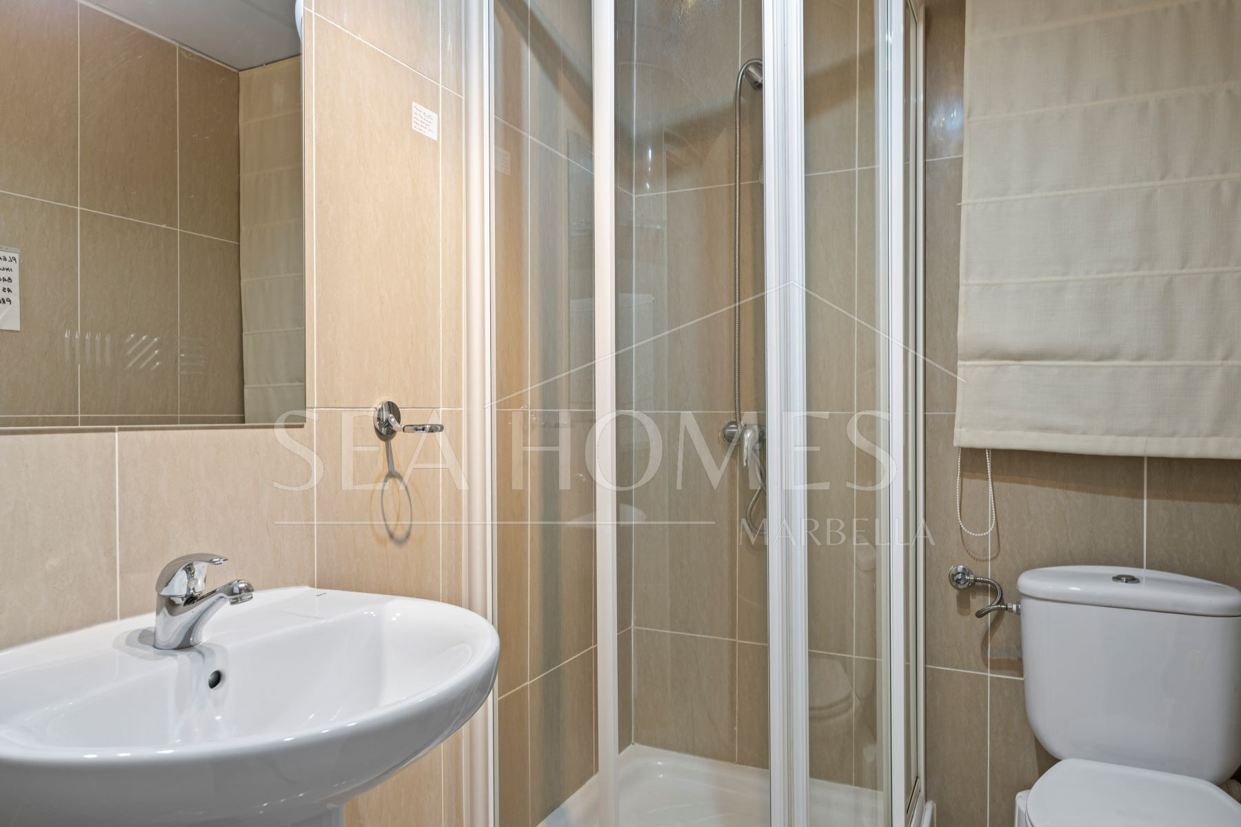 Spacious Townhouse in Los Almendros, Los Arqueros Golf