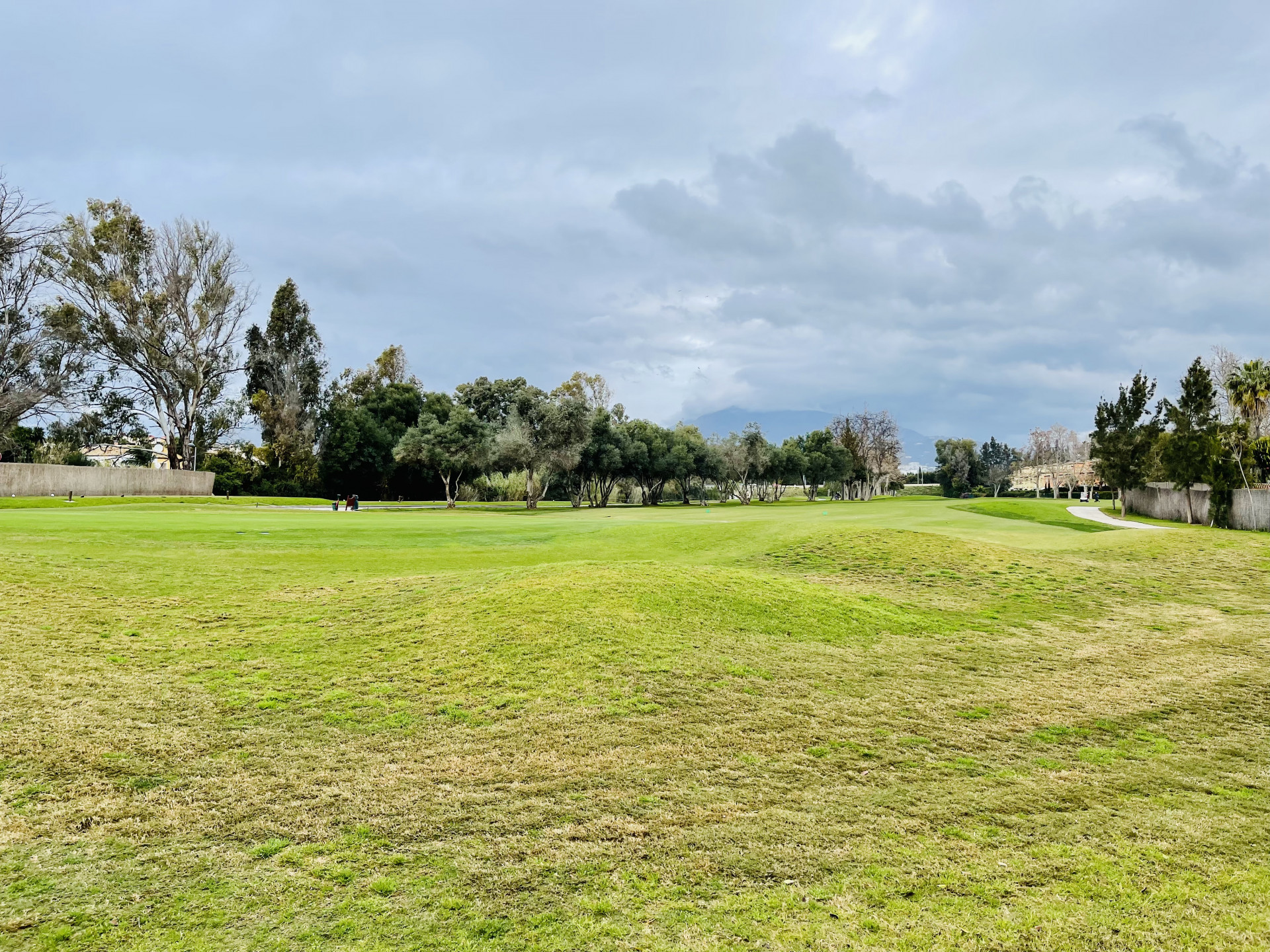 3011m2 plot for sale, frontline Guadalmina Baja golf course