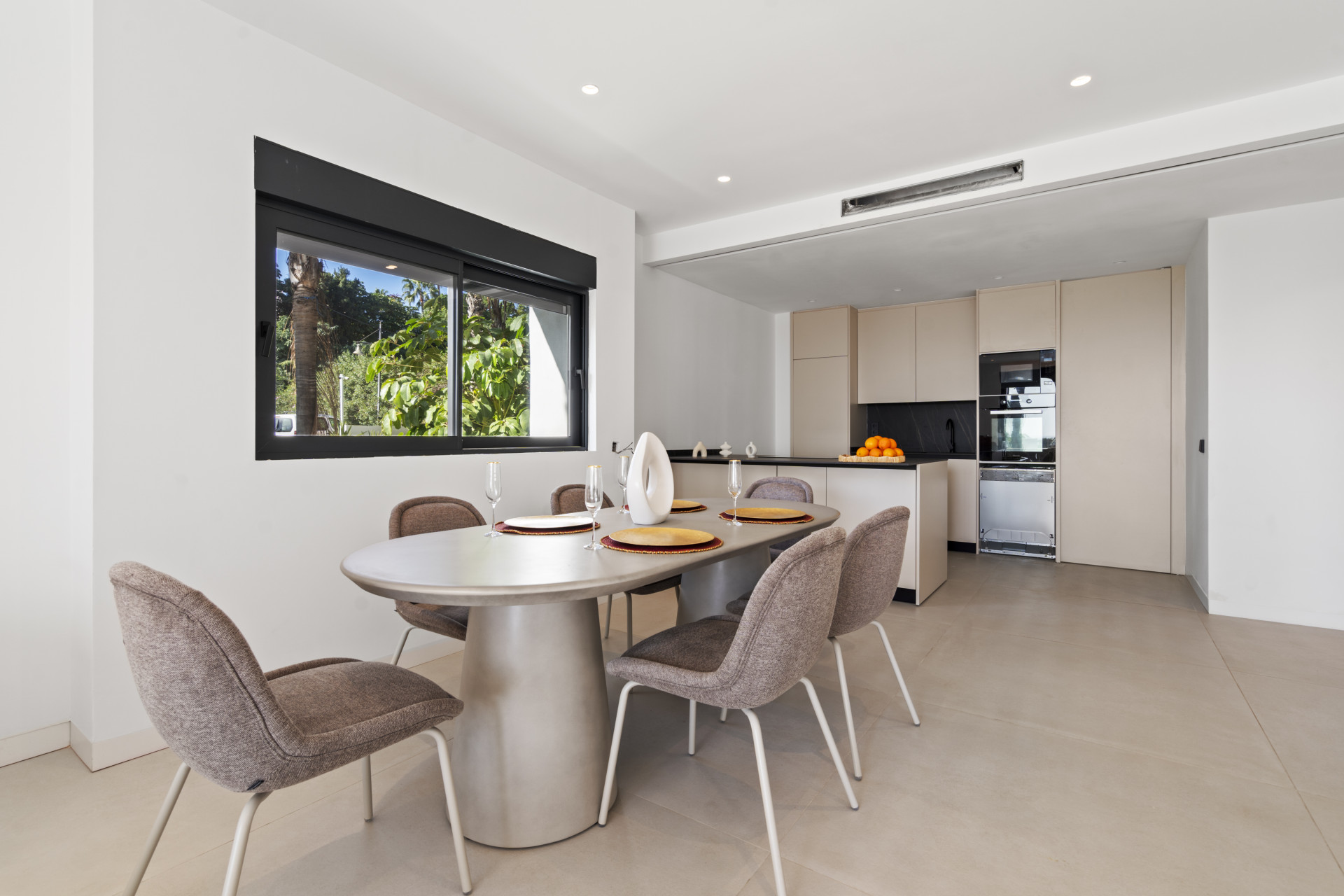 Exlcusive groundfloor in El Paraiso, Estepona.