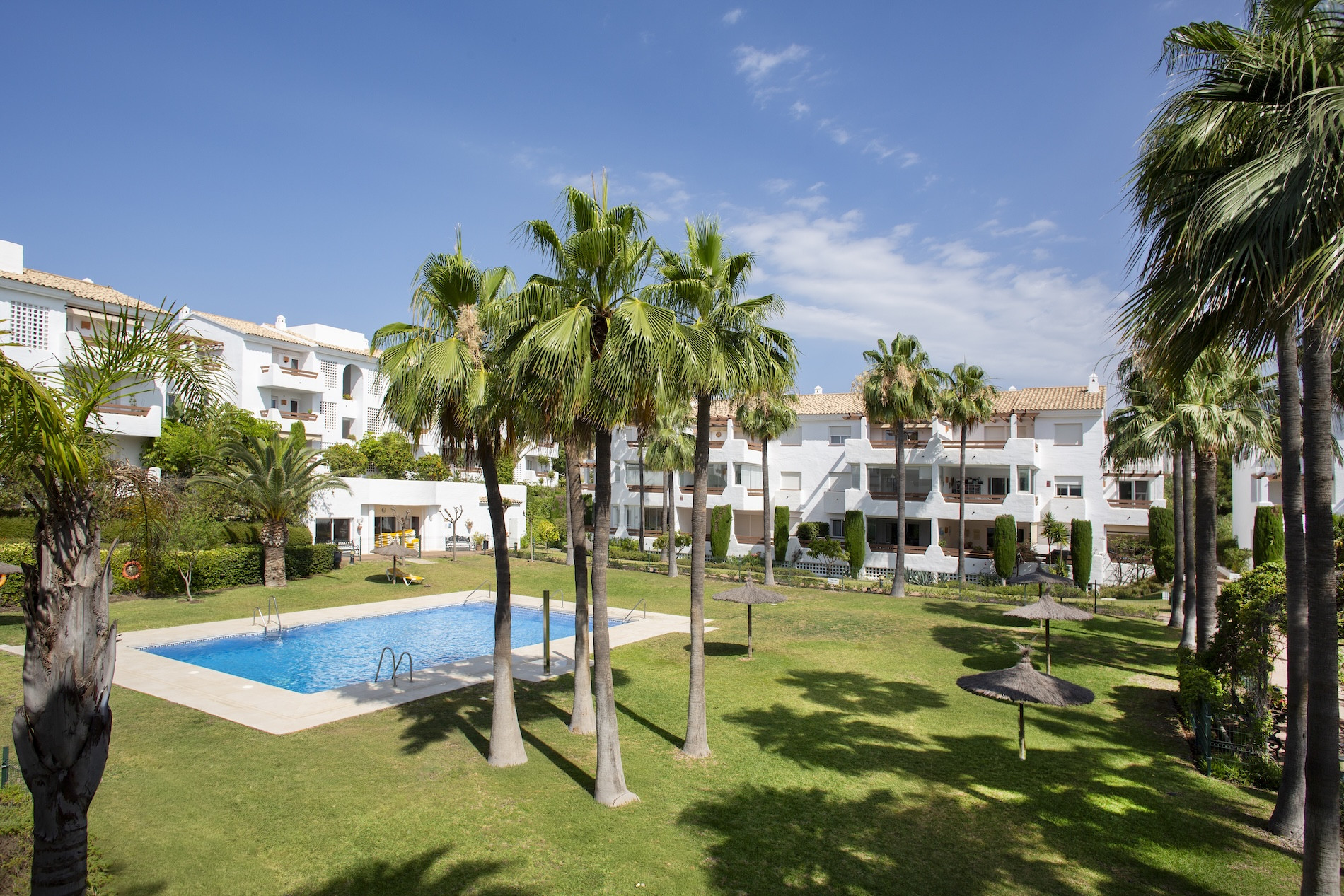 Luminoso apartamento en Selwo Hills, Estepona