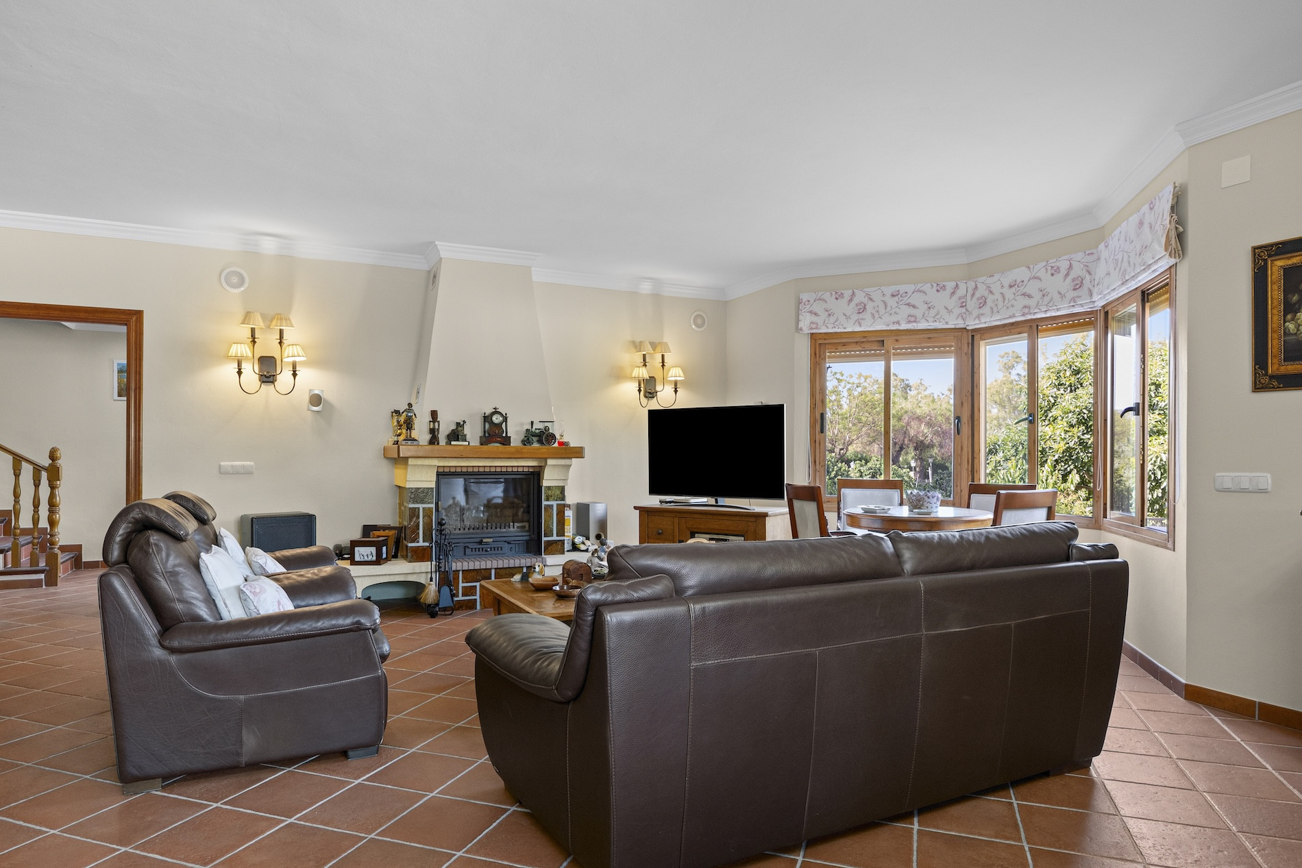 Semi-detached house in Vega del Colorado, next to La Quinta Golf.