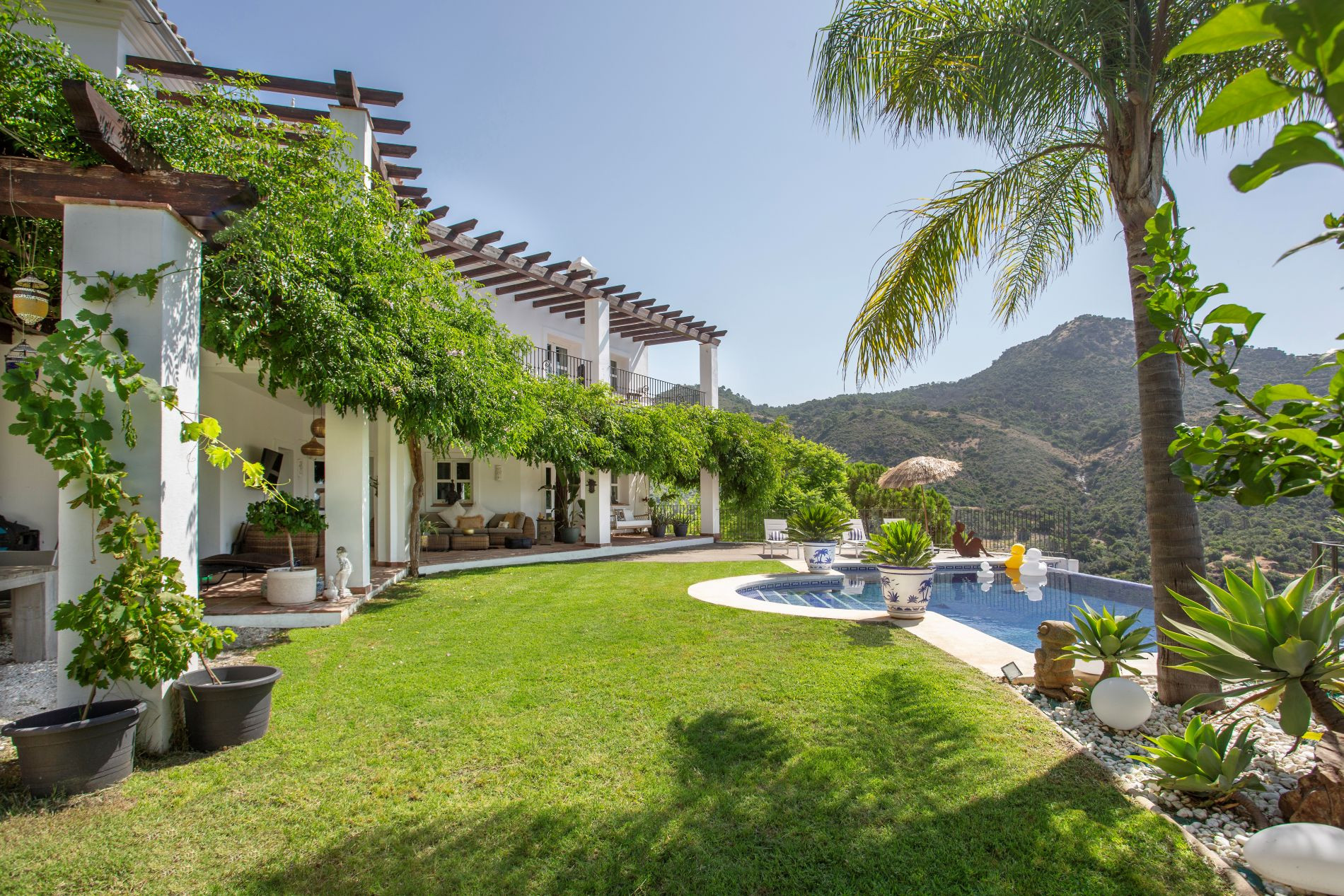 Exceptional mediterranean villa with panoramic sea views in Monte Mayor, Benahavís