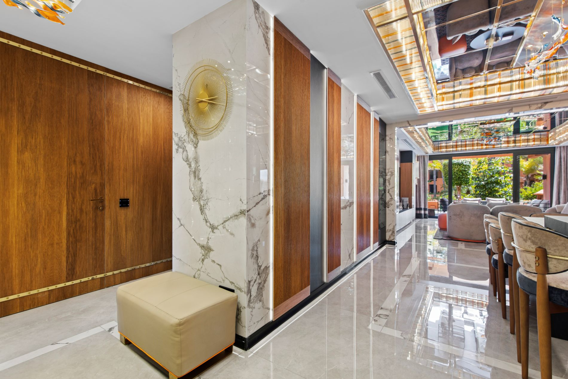 Apartamento en planta baja | Alzambra Vasari, Puerto Banús.