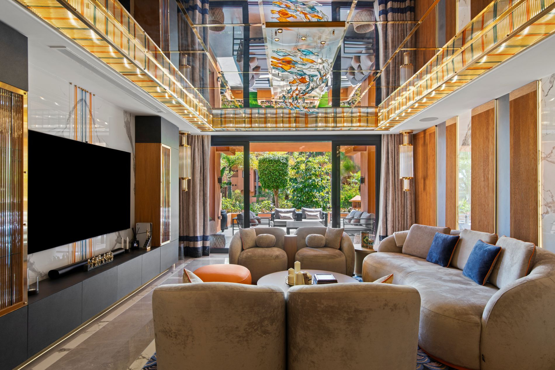 Apartamento en planta baja | Alzambra Vasari, Puerto Banús.